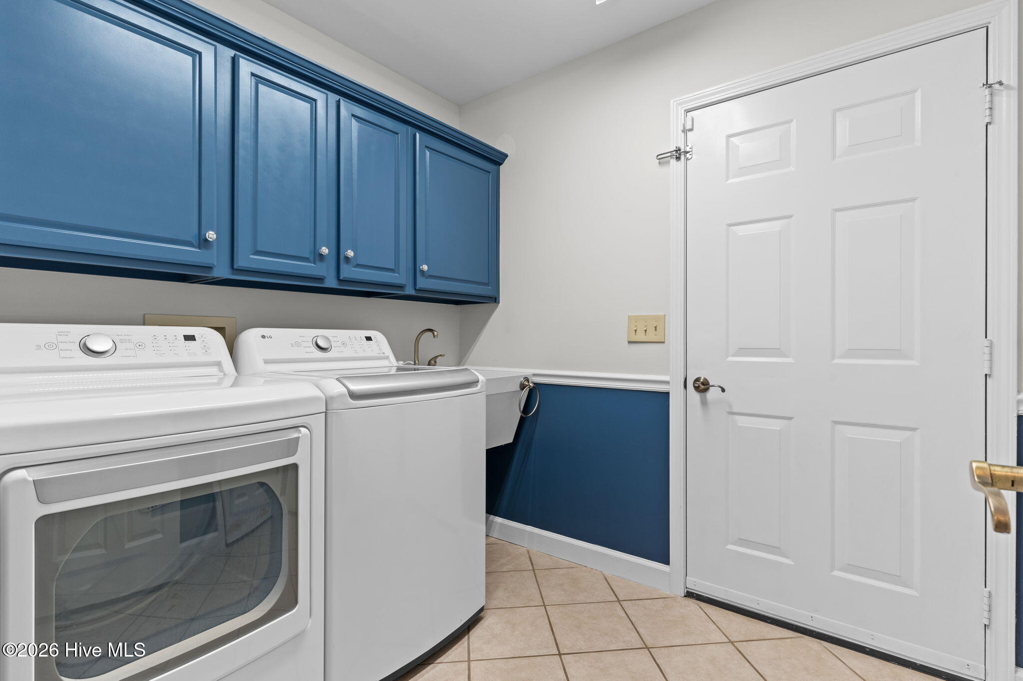 100549581 | Photo 39