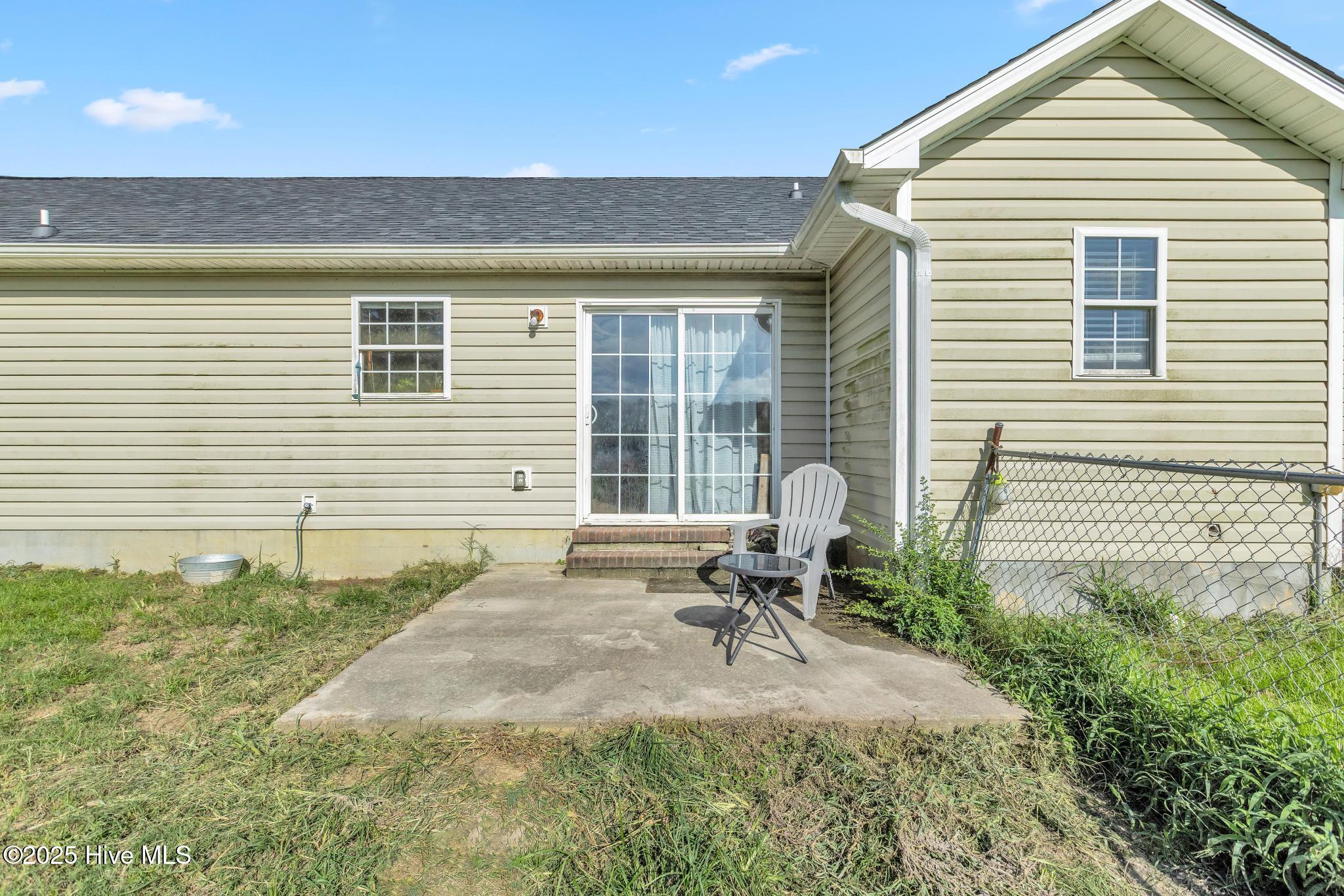 100525270 | Photo 29