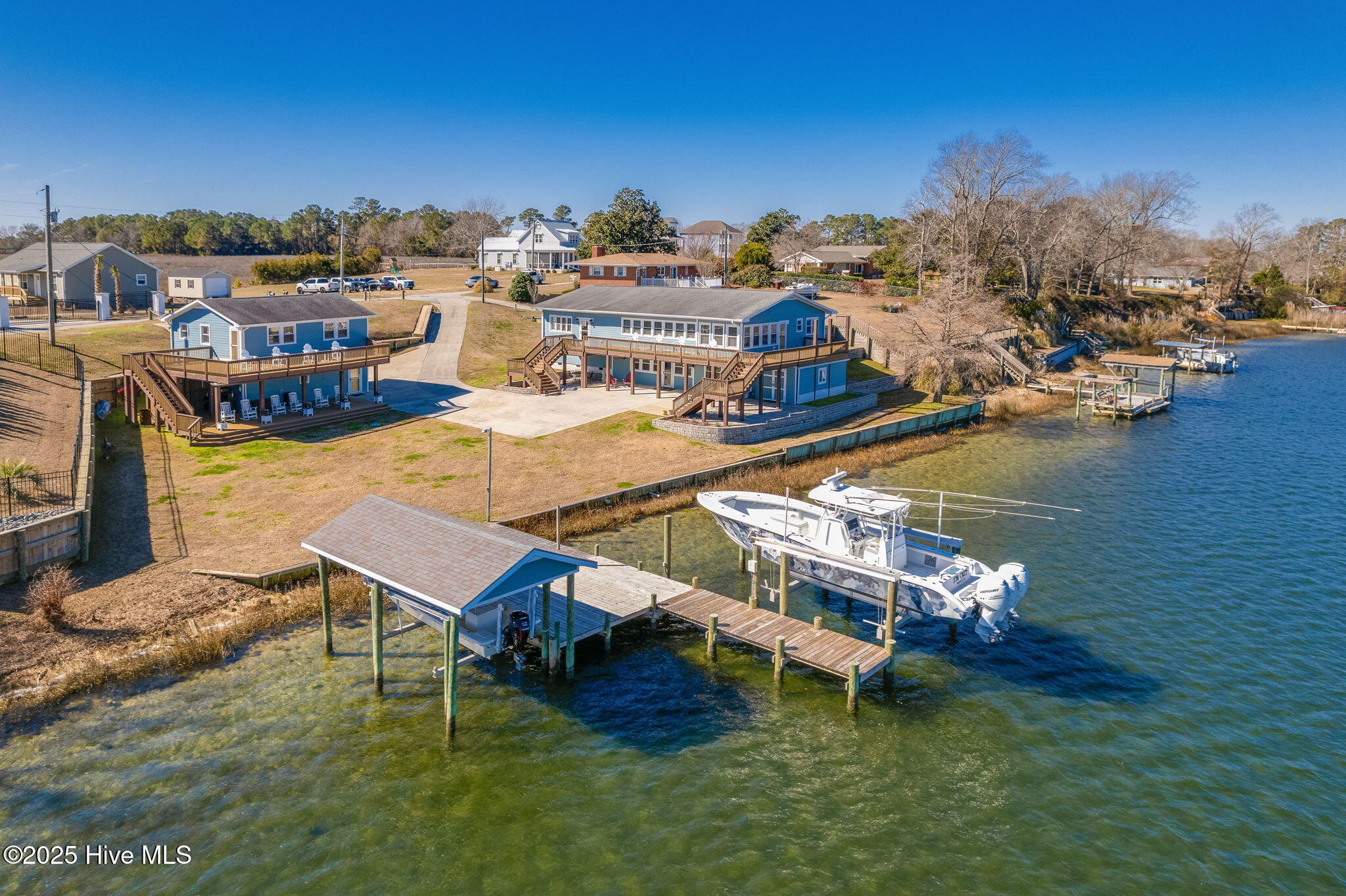 77-web-or-mls-225-great-neck-hill-80