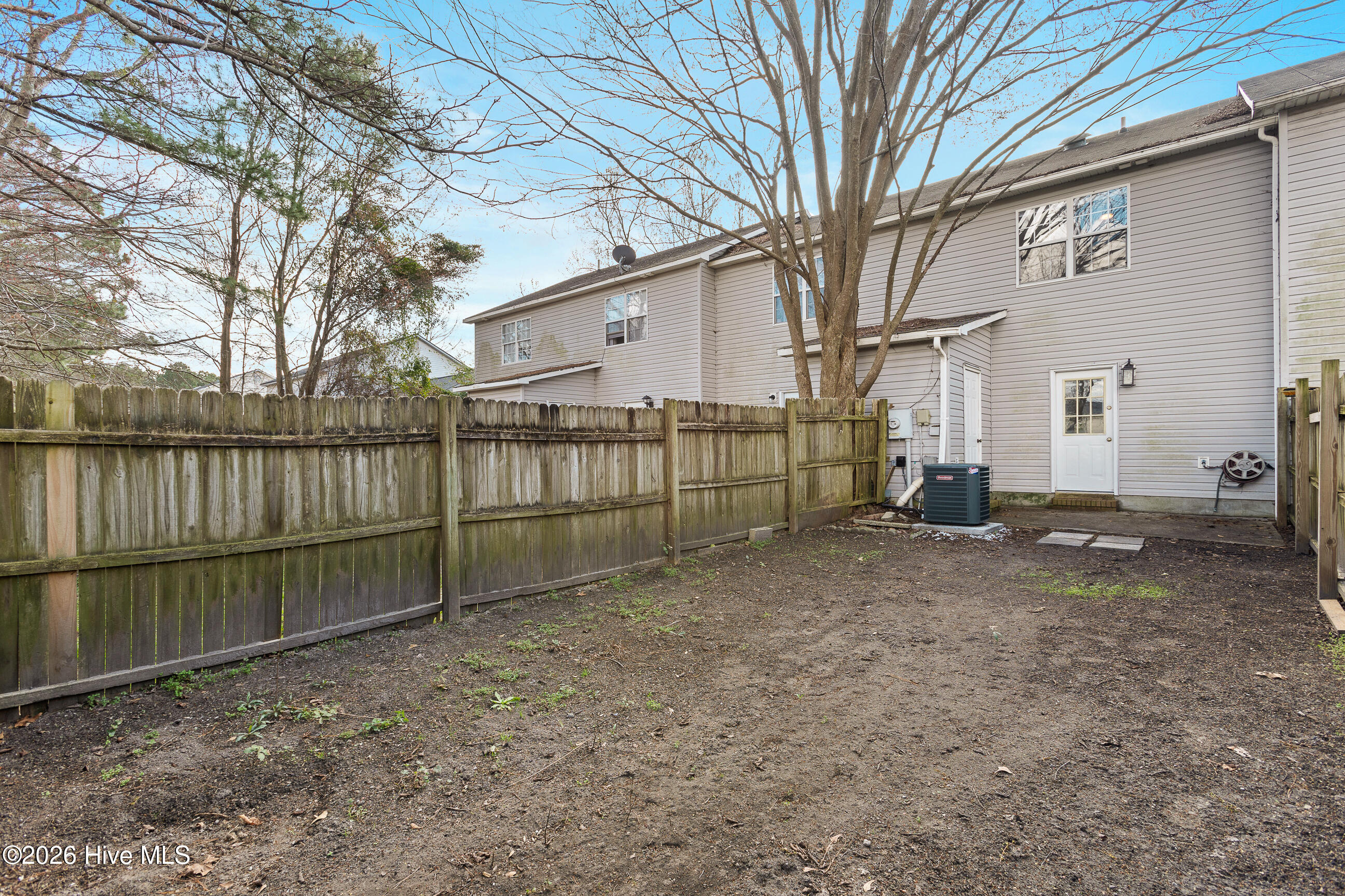 100558905 | Photo 20