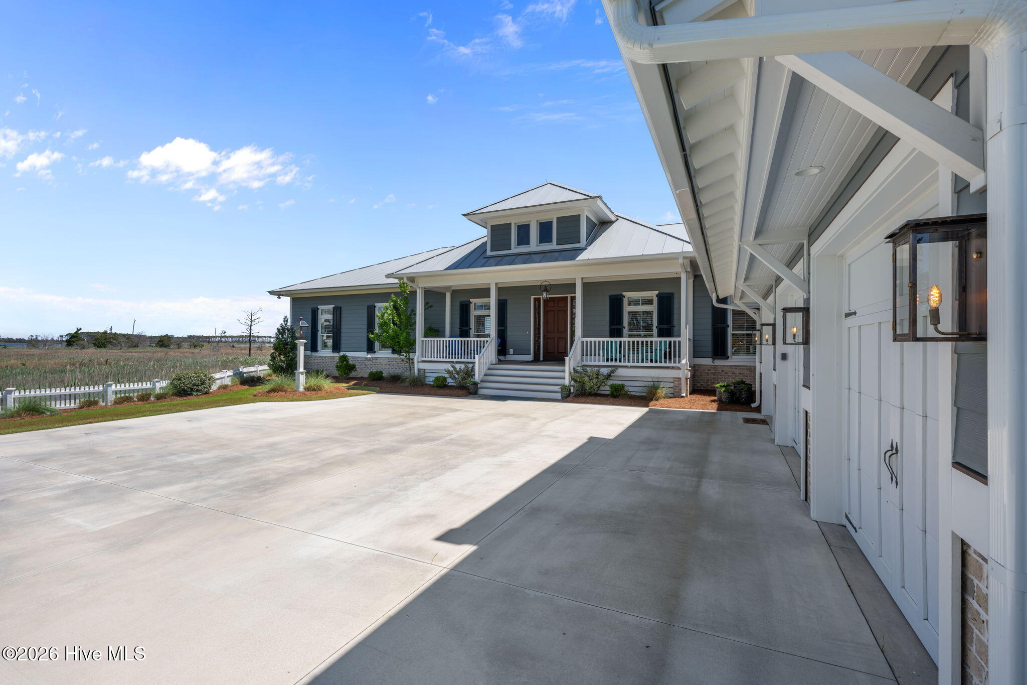 76 Soundside Drive,Oriental
