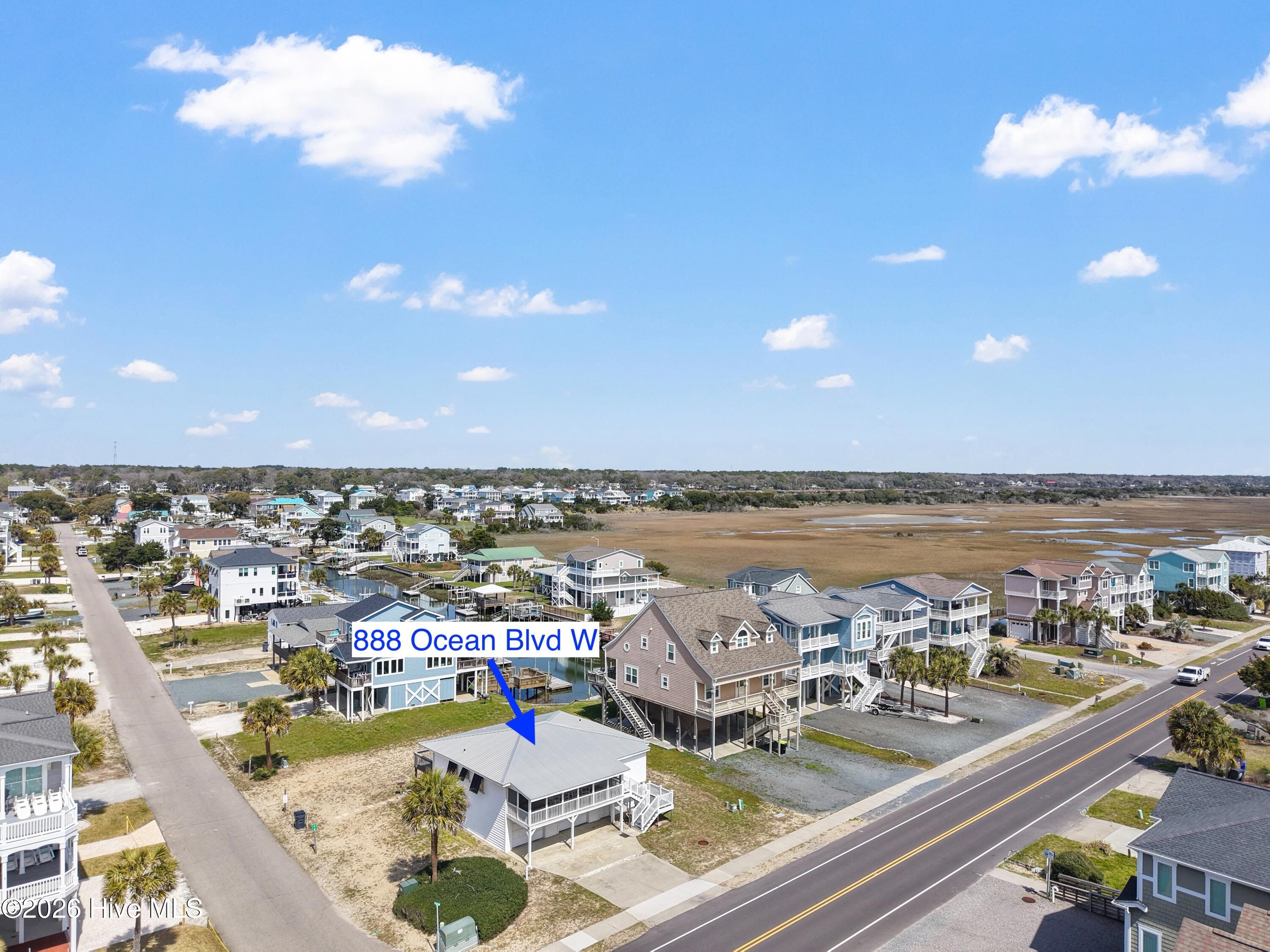 100561675 | Photo 59