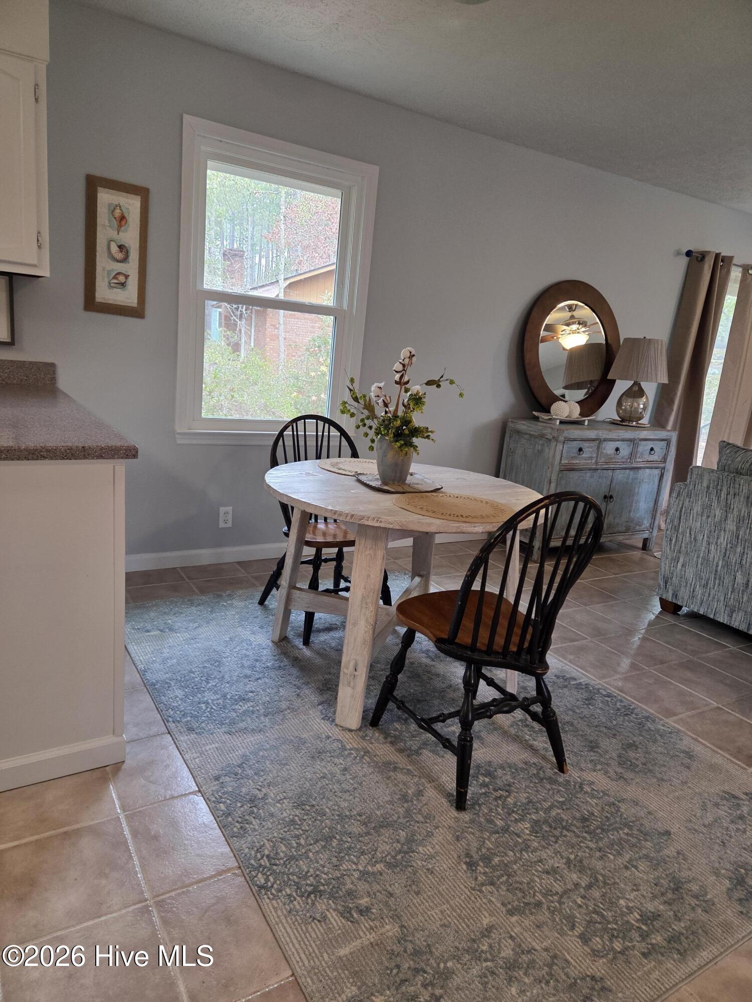 100551158 | Photo 12