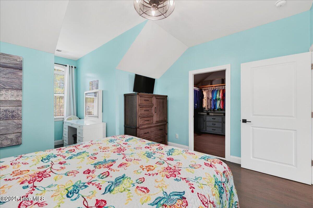 100530632 | Photo 50