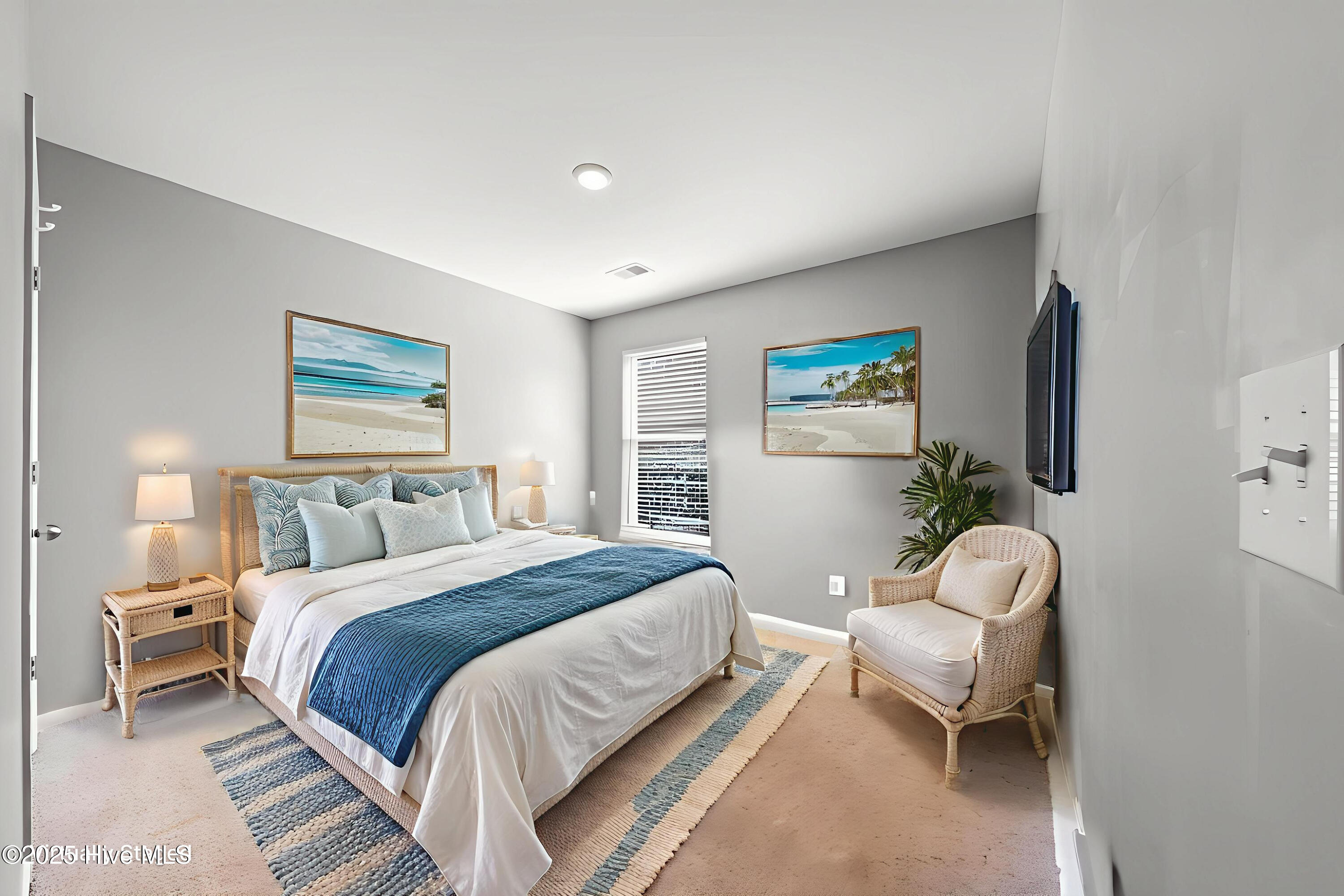 100538063 | Photo 15