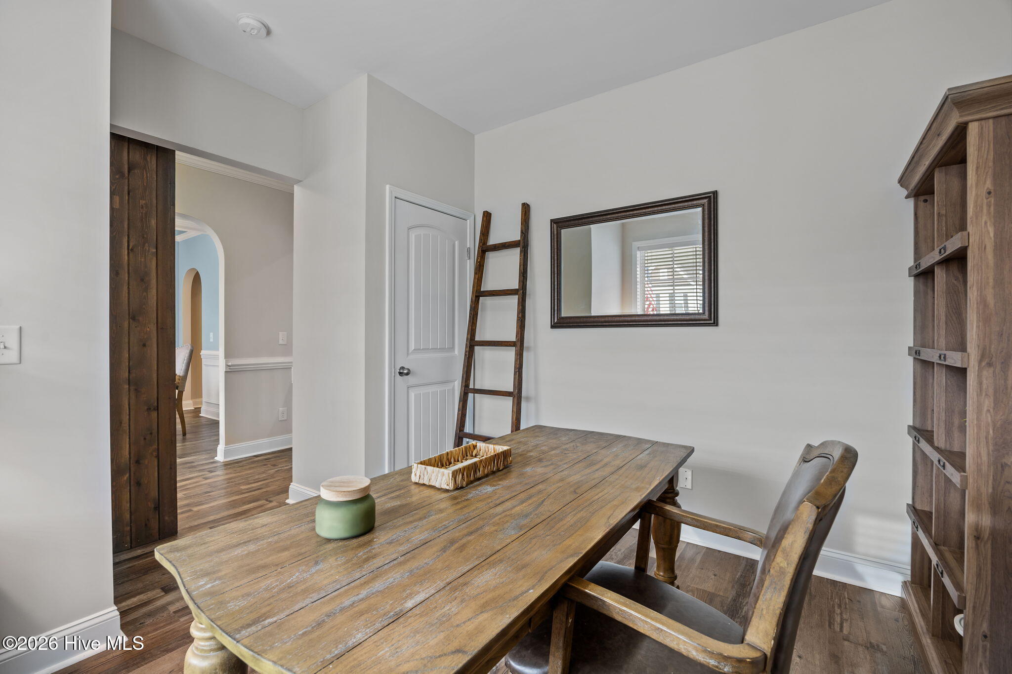 100565908 | Photo 14