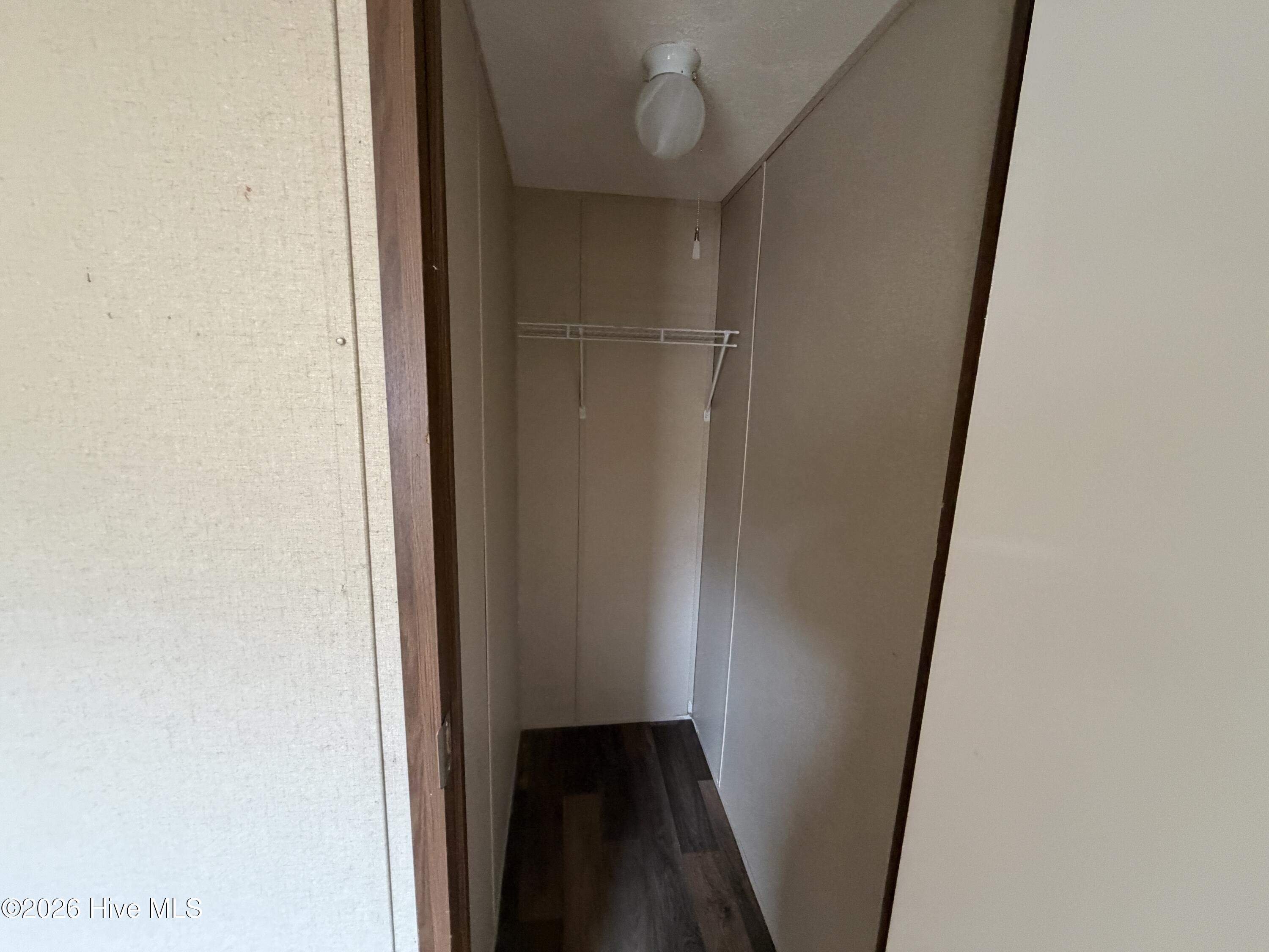 100558573 | Photo 14