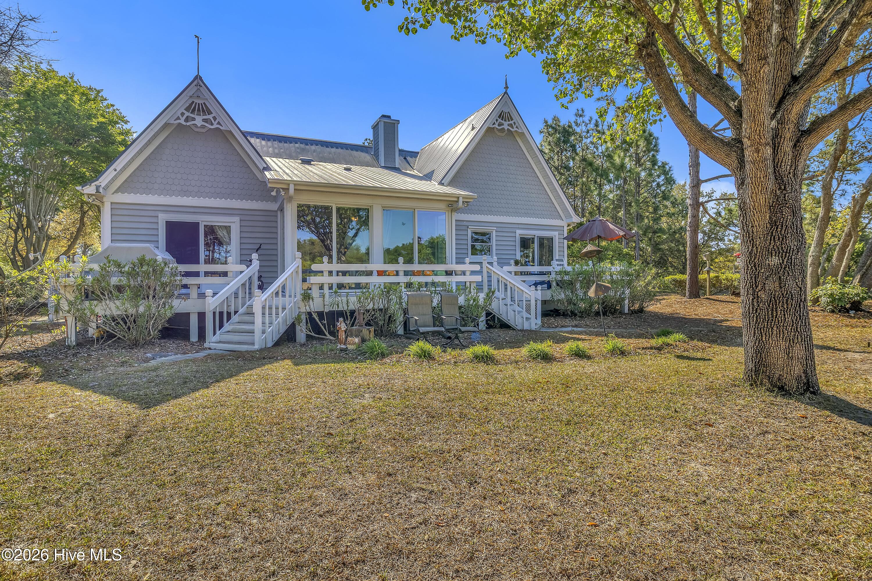 100566160 | Photo 43