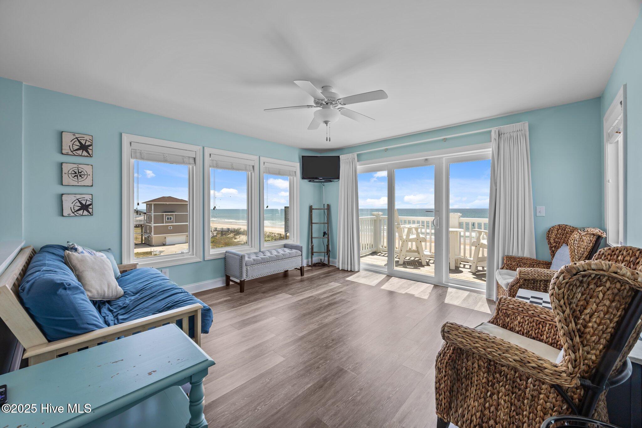 100535053 | Photo 54