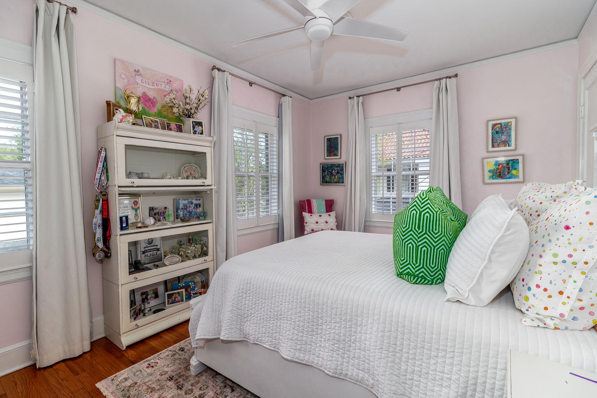 50-web-or-mls-2421 WALTON WAY ©--32
