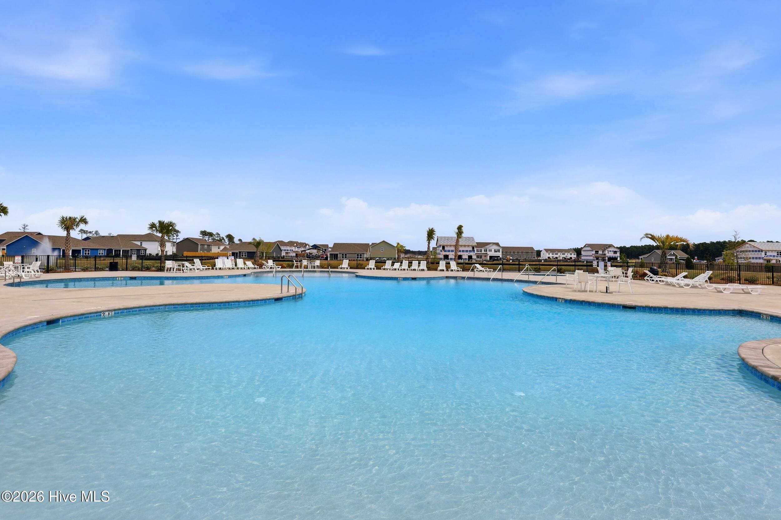 100558236 | Photo 58