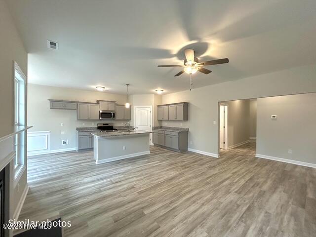 100563430 | Photo 26