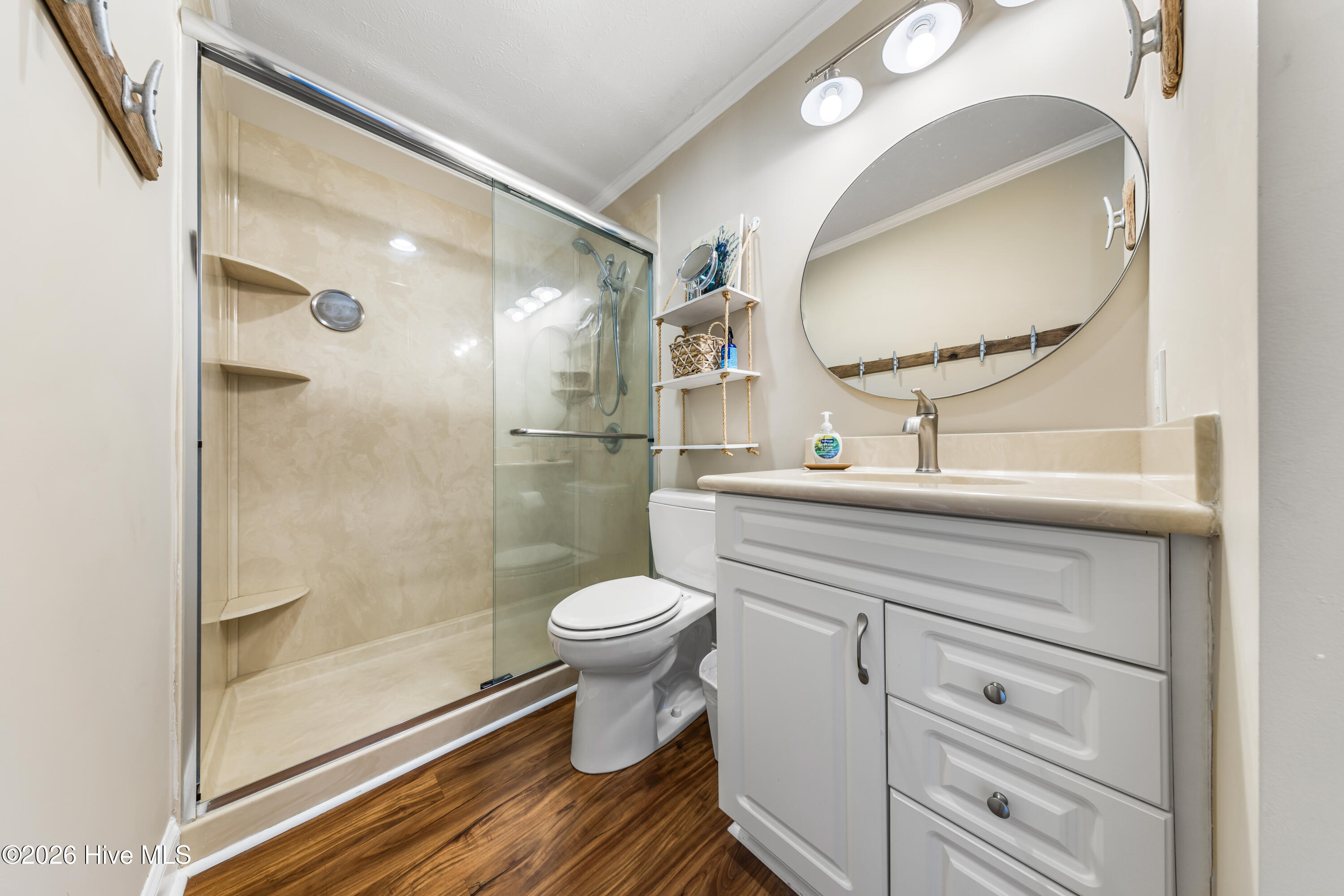 100550071 | Photo 34