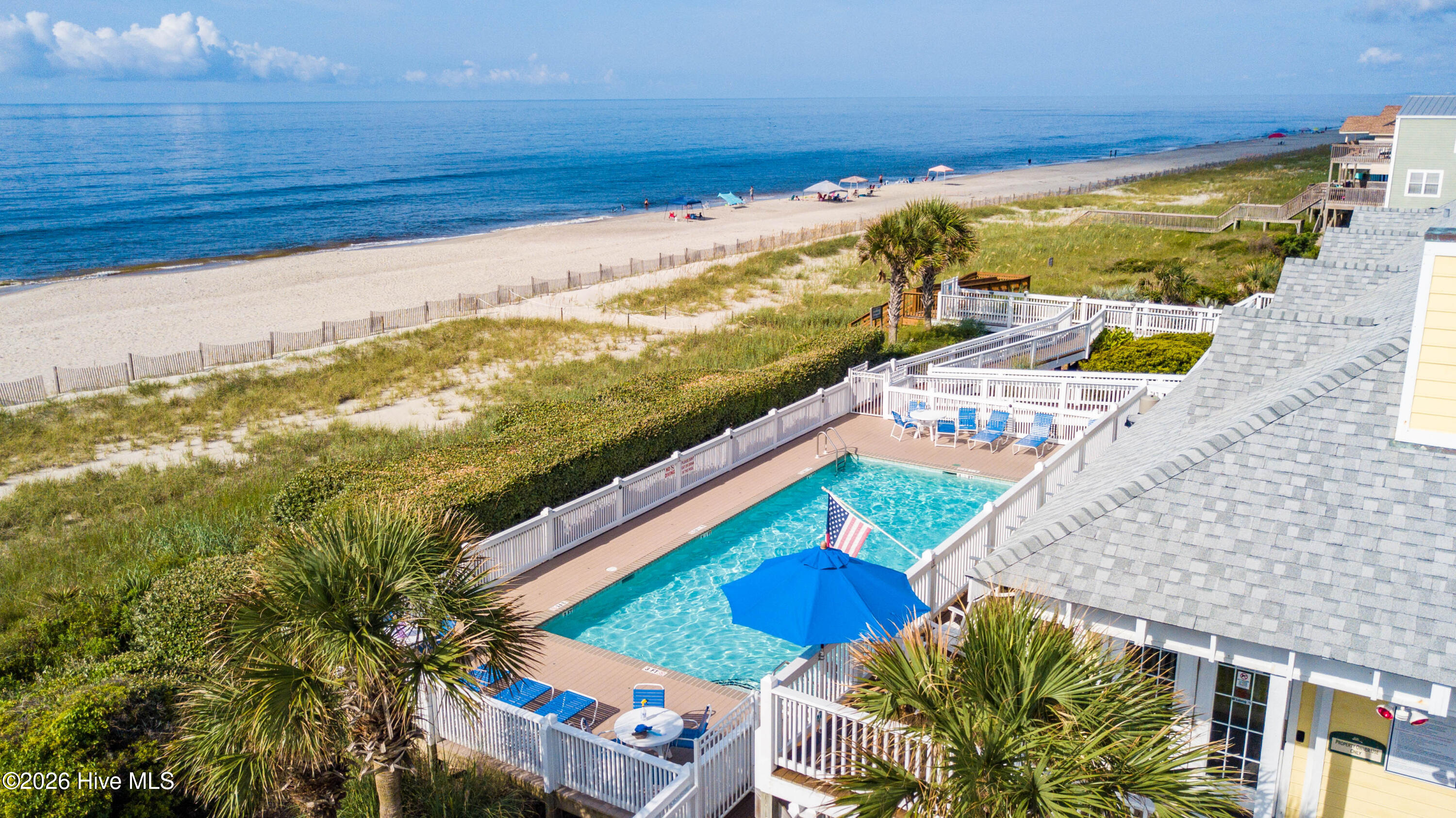 100566975 | Photo 55