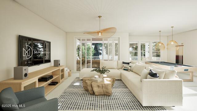 100543567 | Photo 21