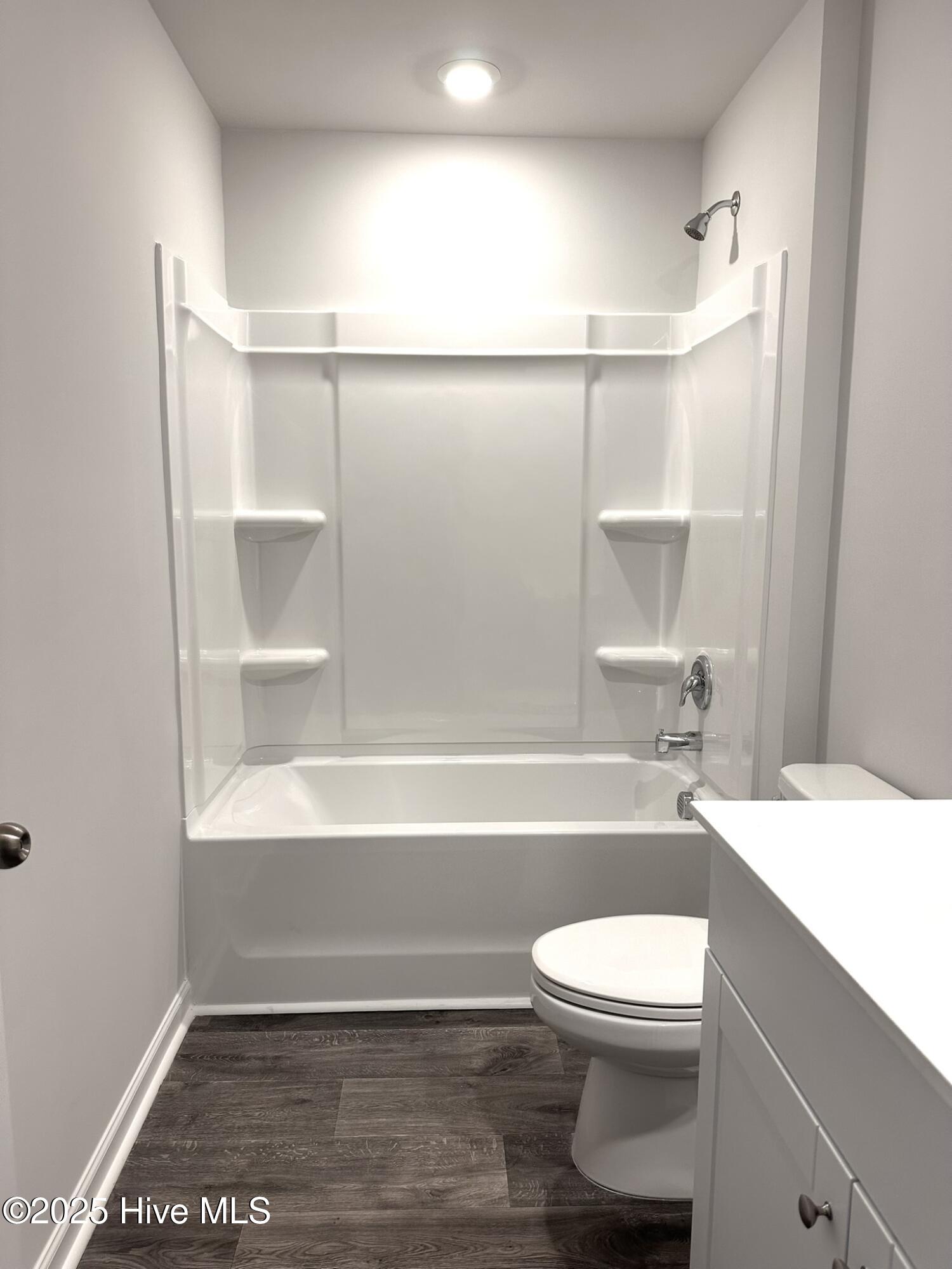 100543381 | Photo 10