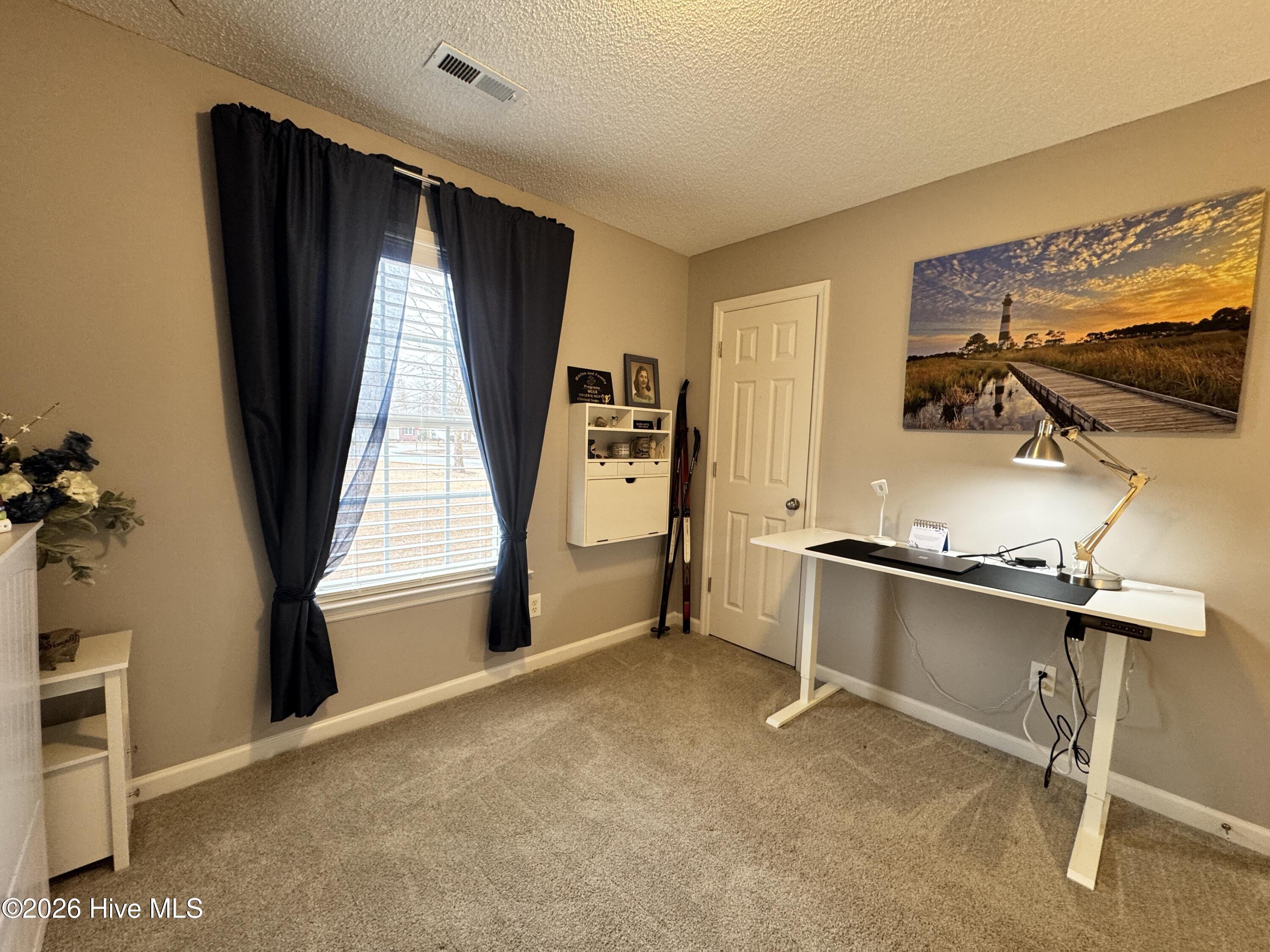 100551352 | Photo 33