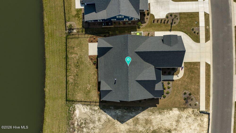 100564119 | Photo 53