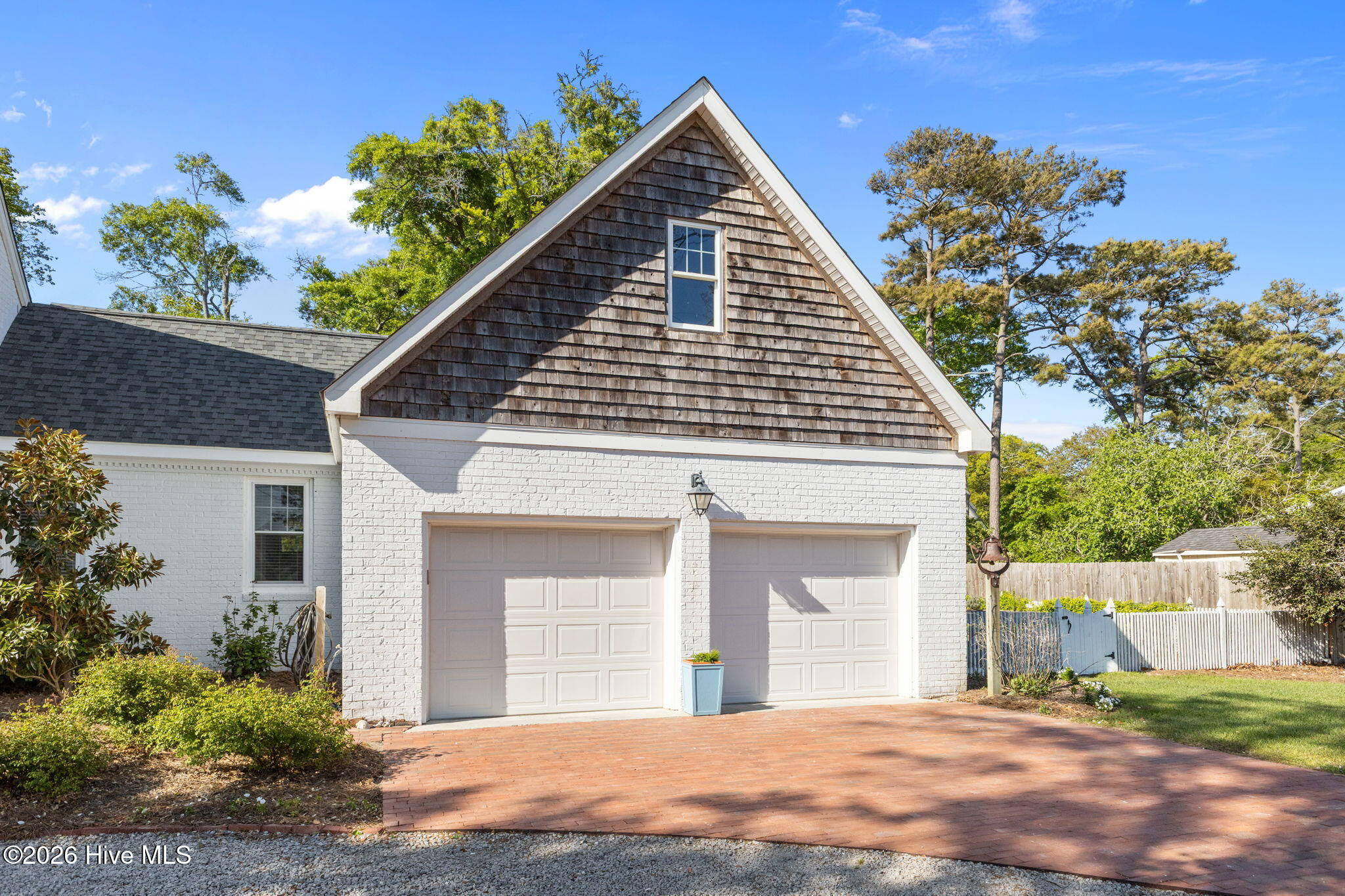 218 Lands End Road,Morehead City