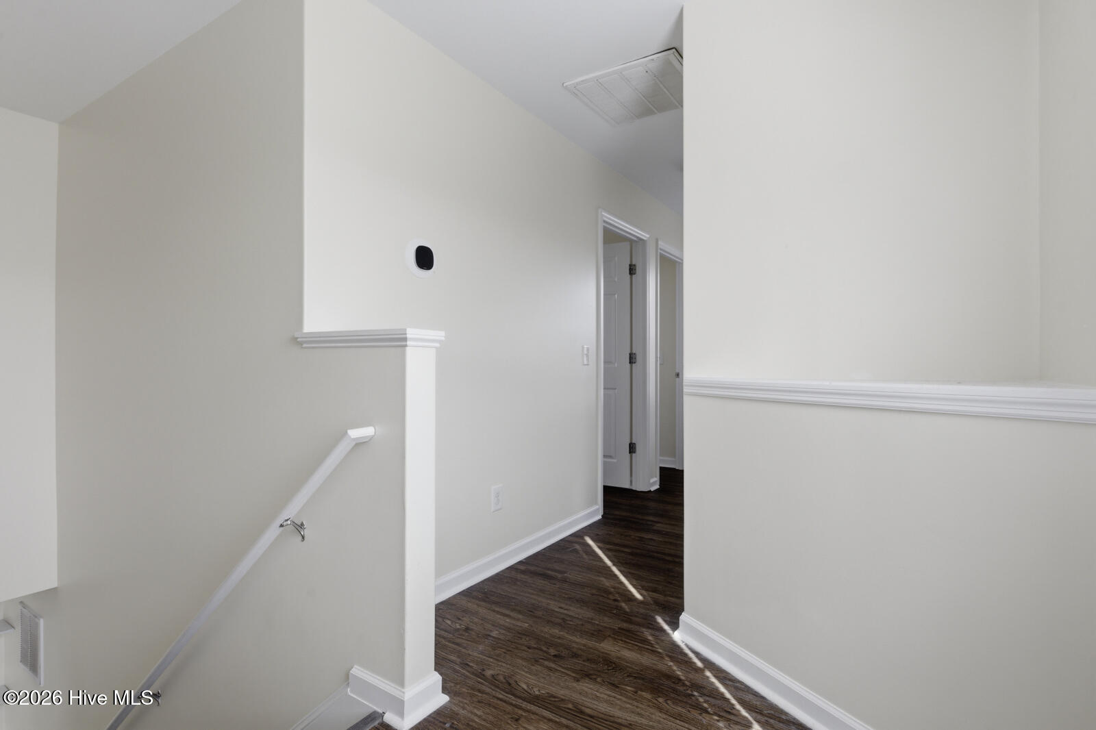 100564423 | Photo 12