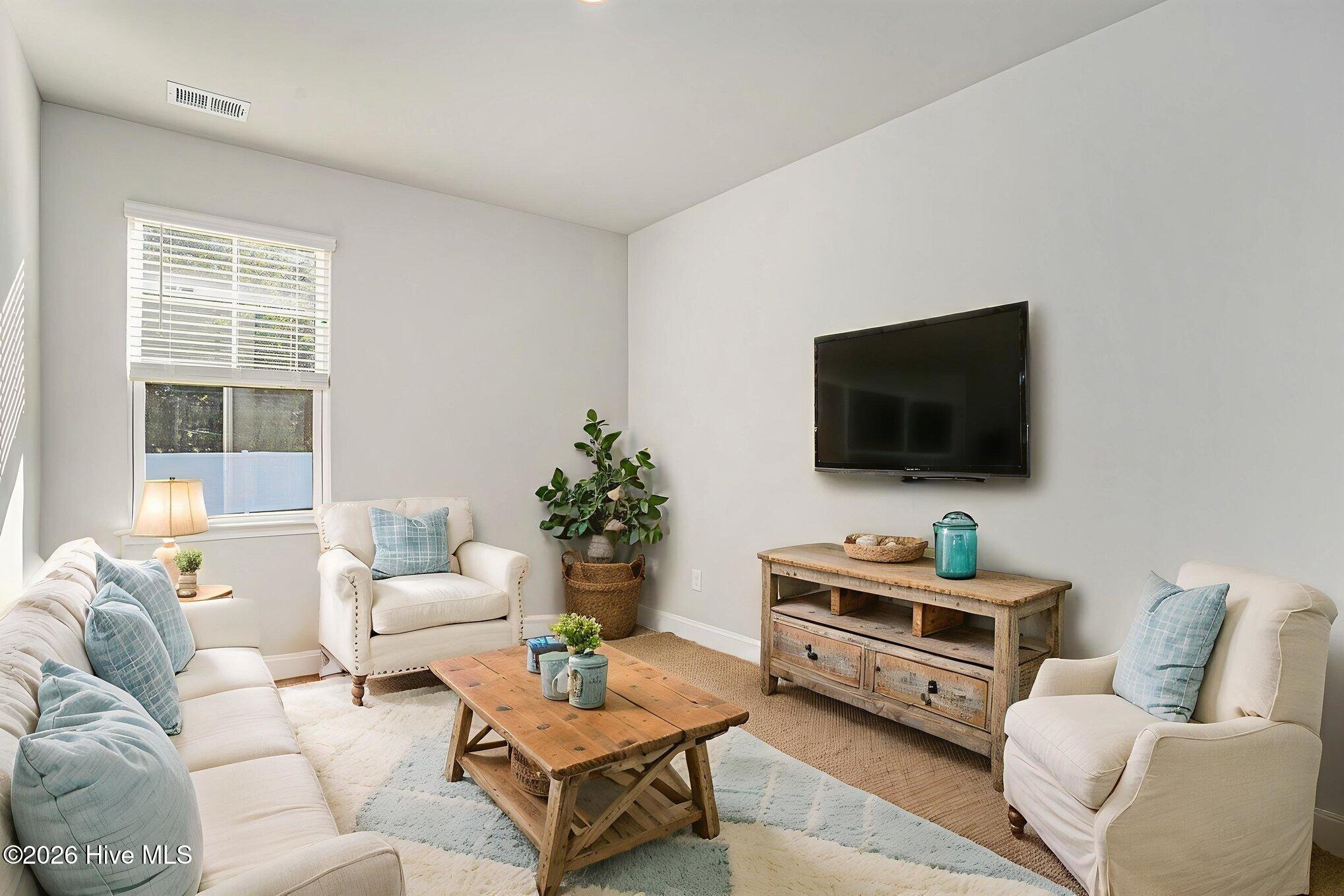 100556808 | Photo 26