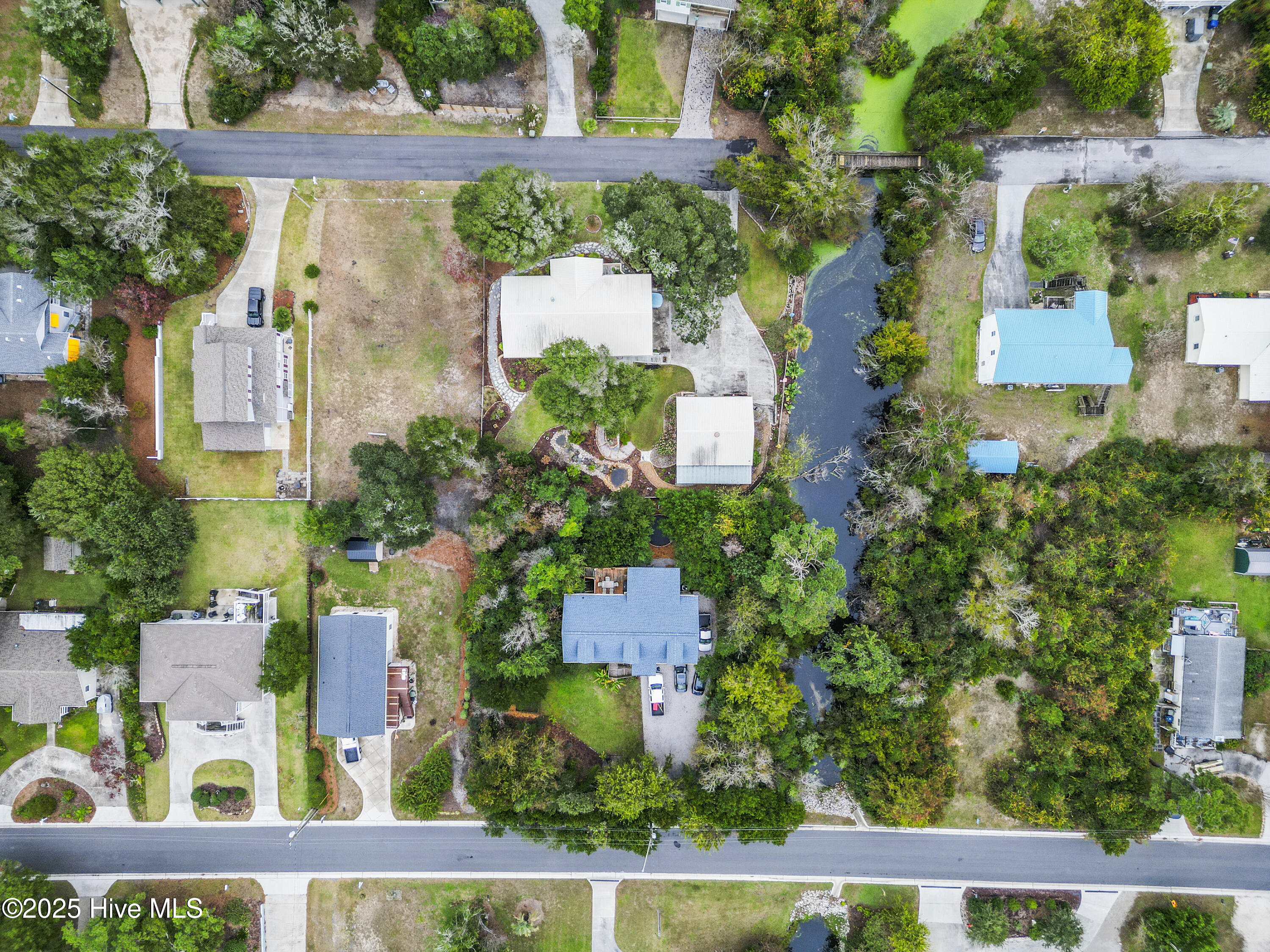 100540990 | Photo 97