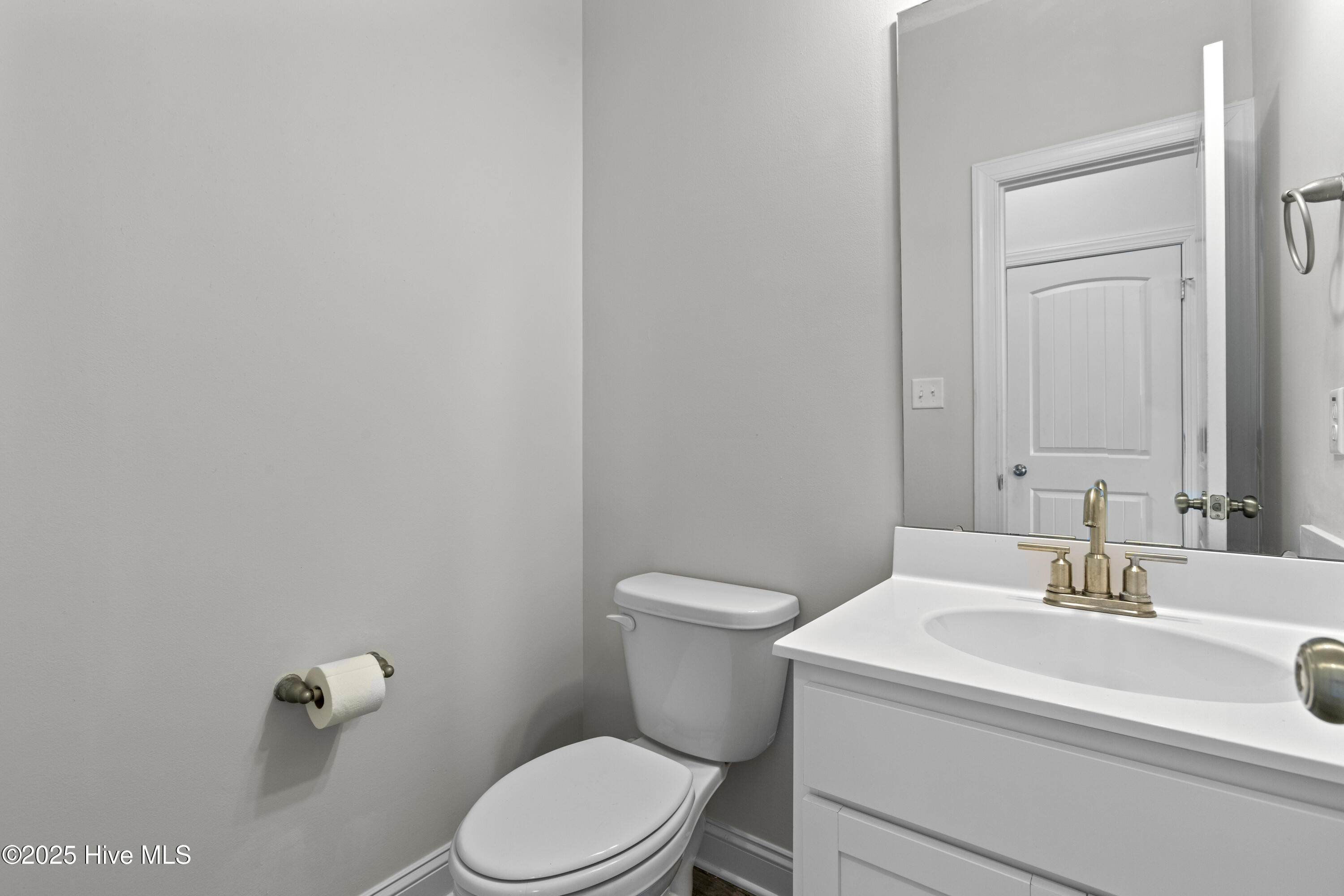 100504313 | Photo 13