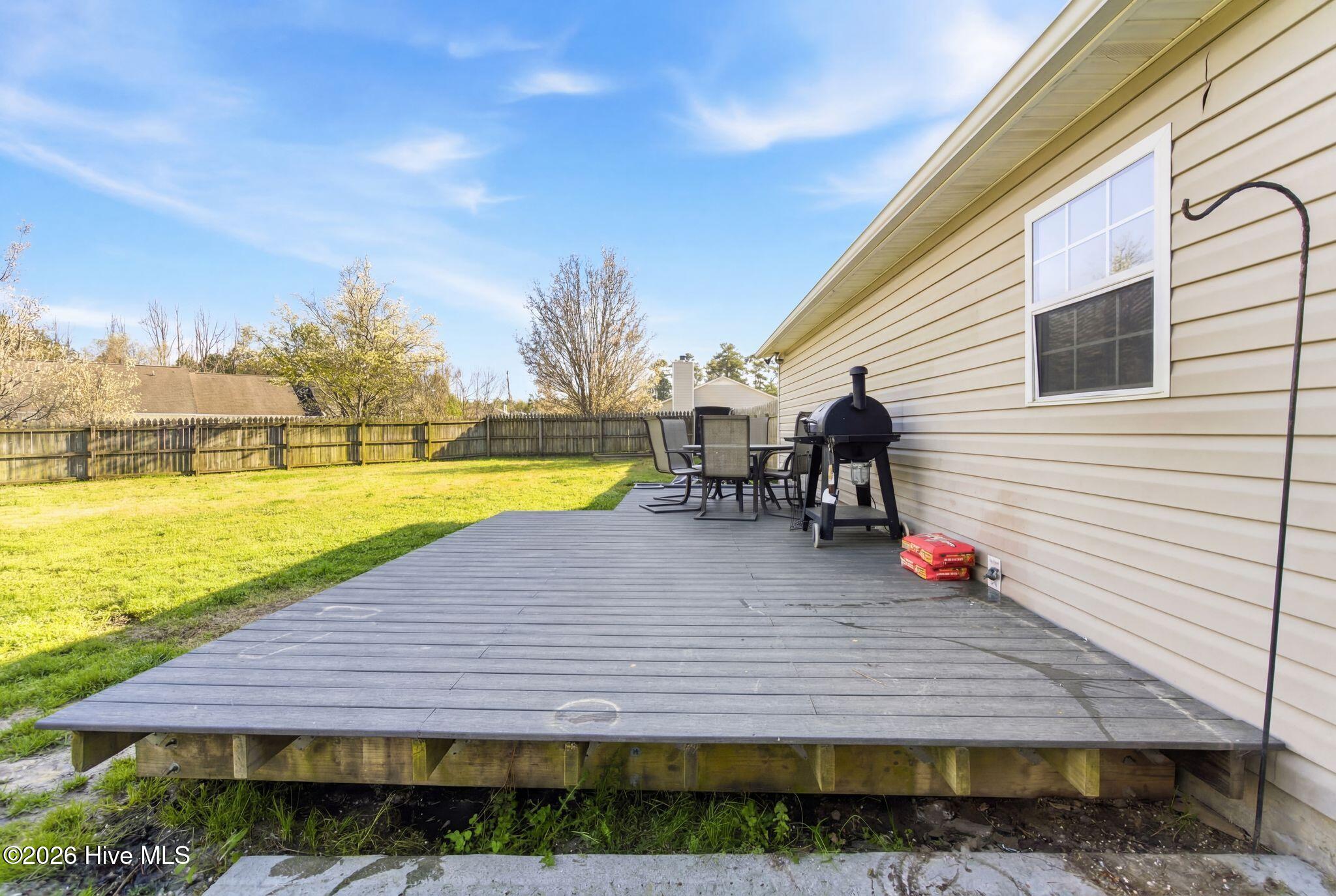 100561661 | Photo 29