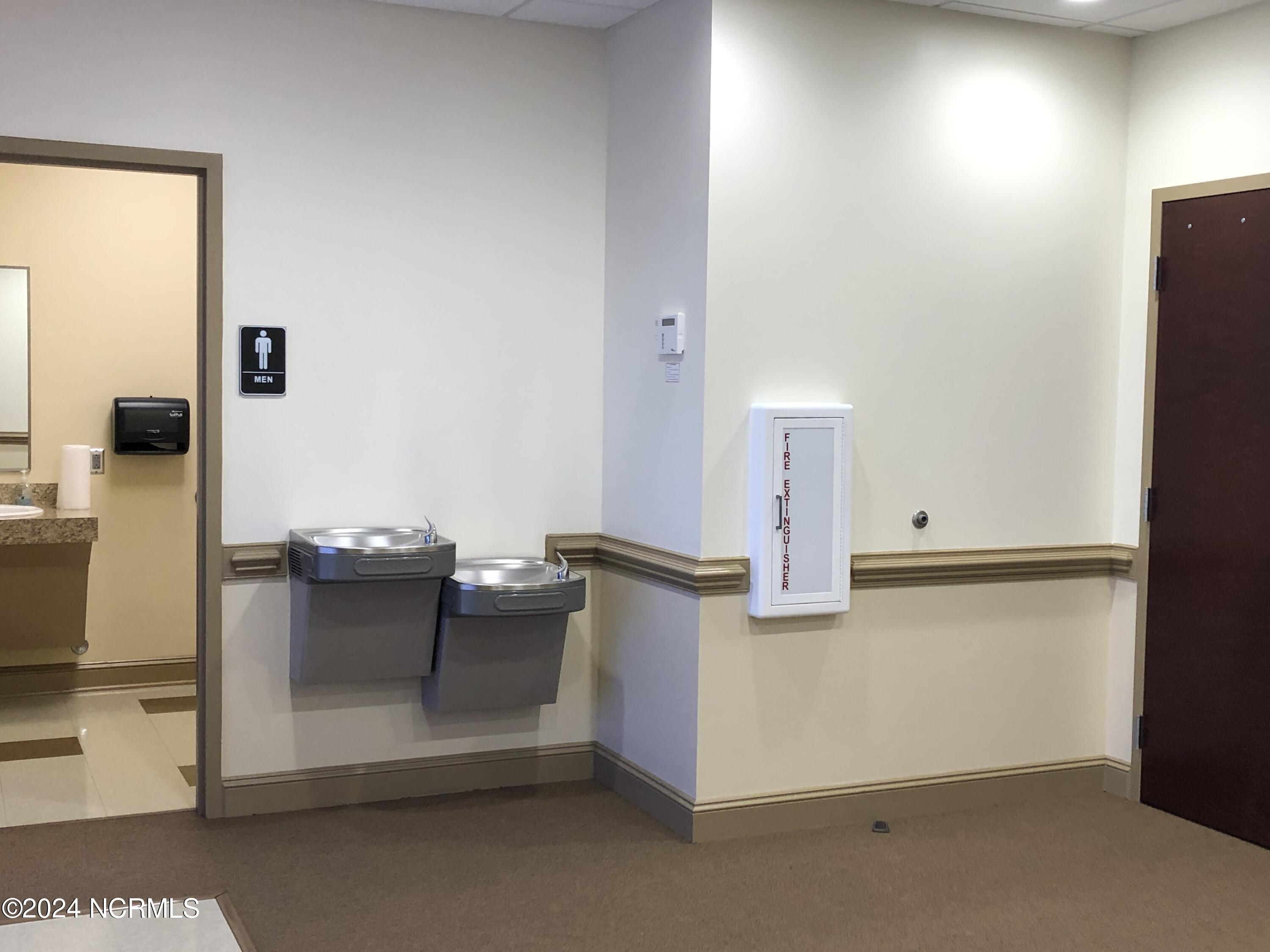 123 Pompano Place UNIT 400, Jacksonville, NC, 28546