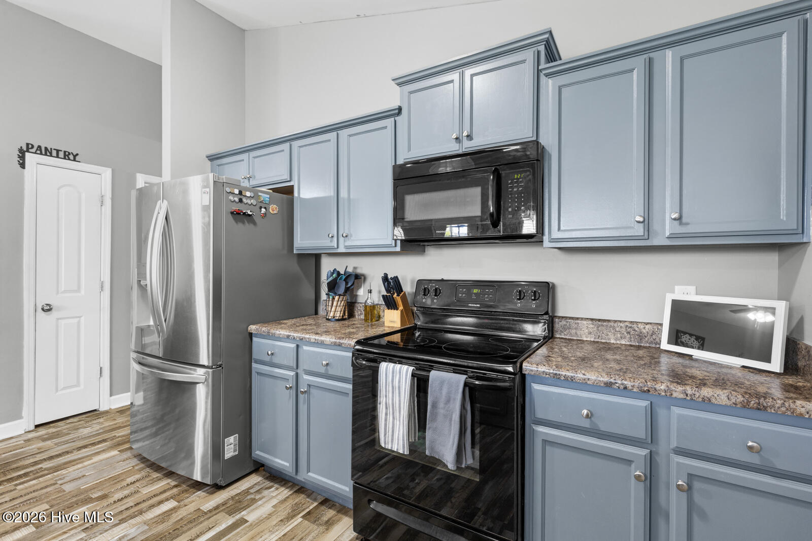 100567907 | Photo 10