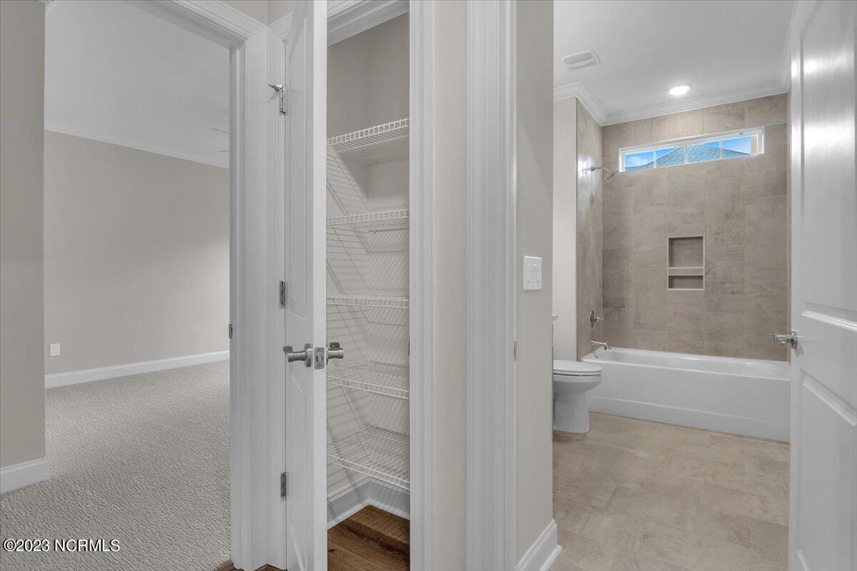 100524155 | Photo 27