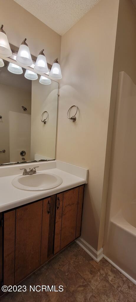 100544566 | Photo 13