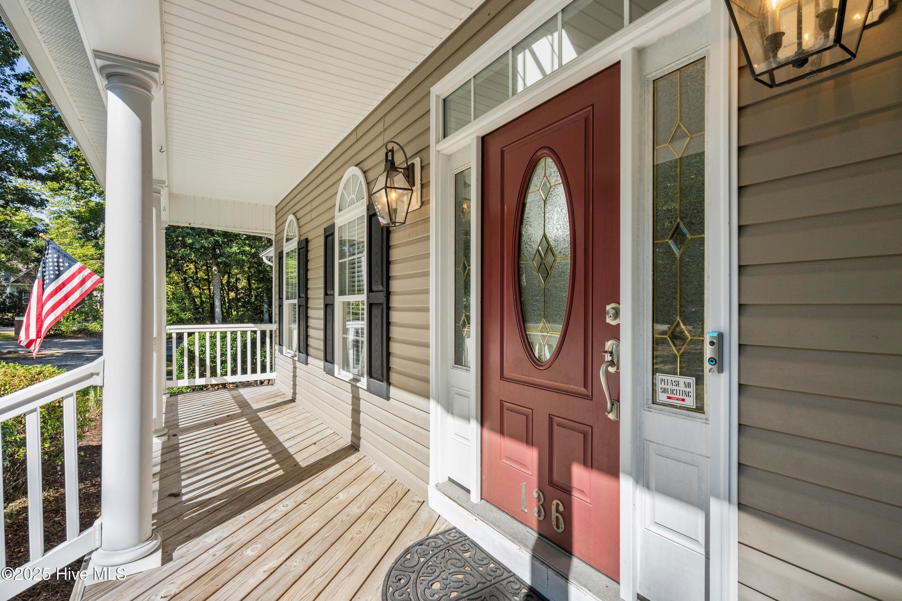 100537413 | Photo 51