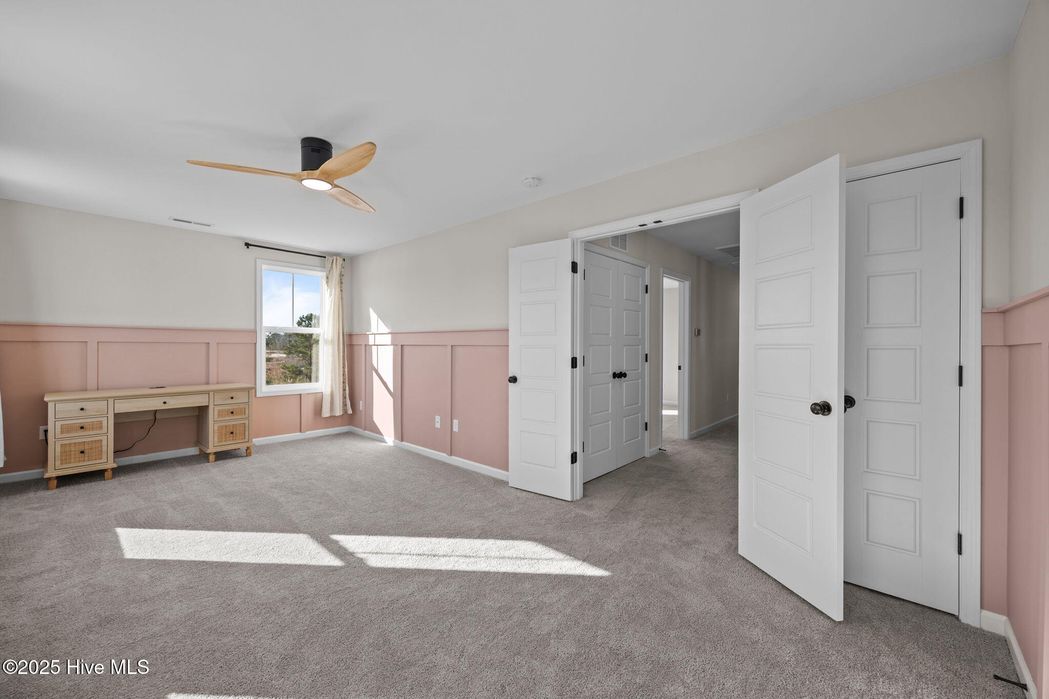 100545459 | Photo 31