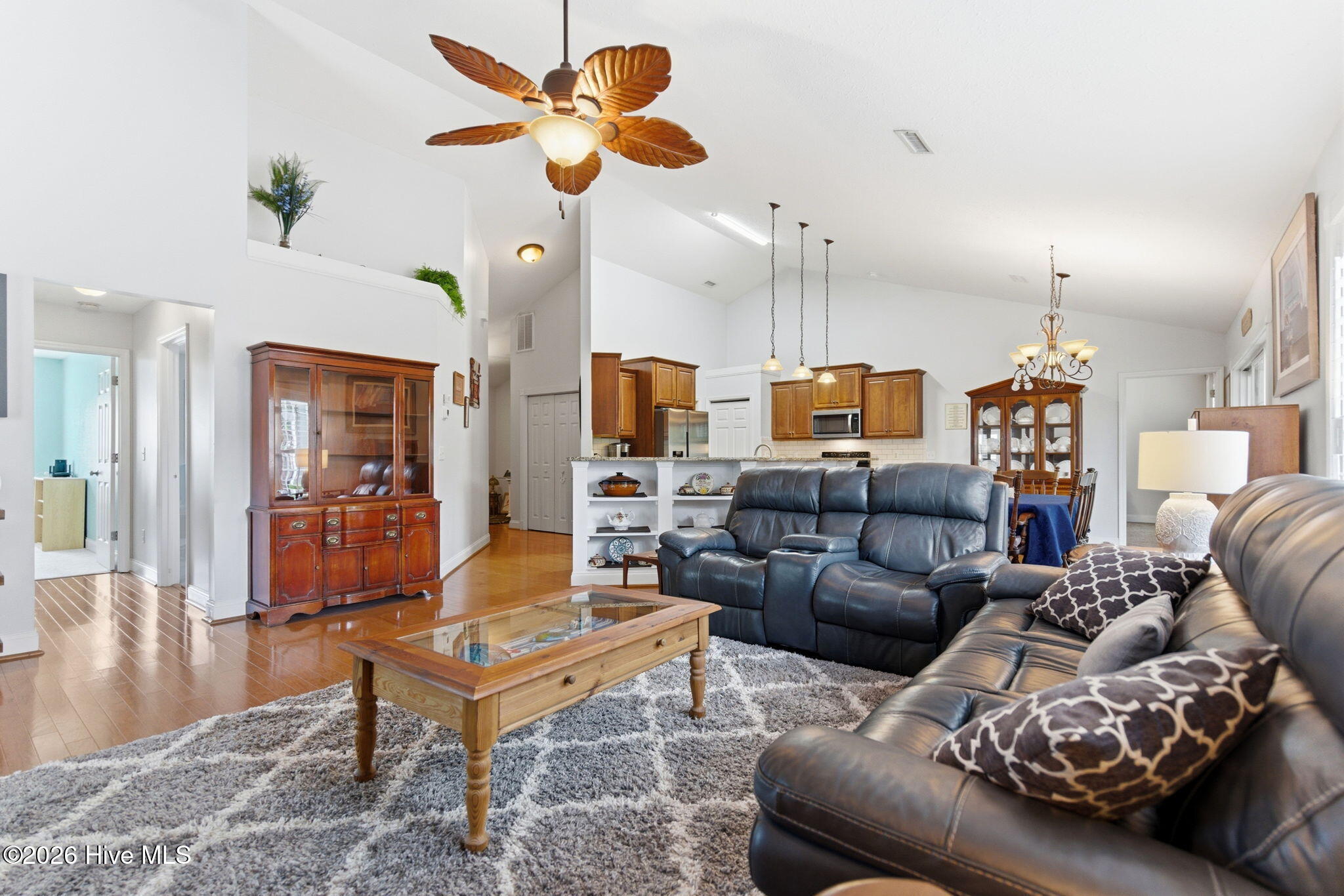 206 Heartwood Drive, Hampstead, NC 28443 Listing Photo  12
