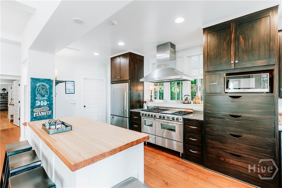 310 Price Avenue