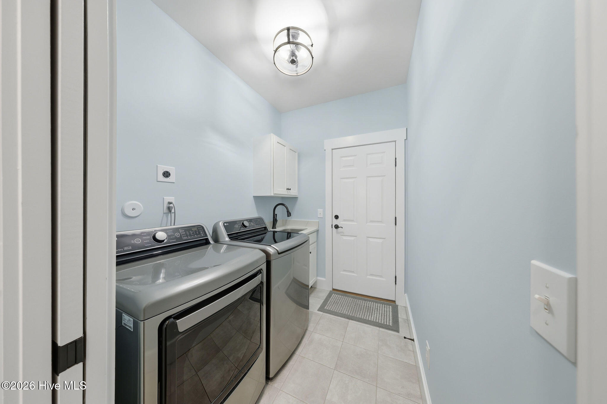 100563234 | Photo 29