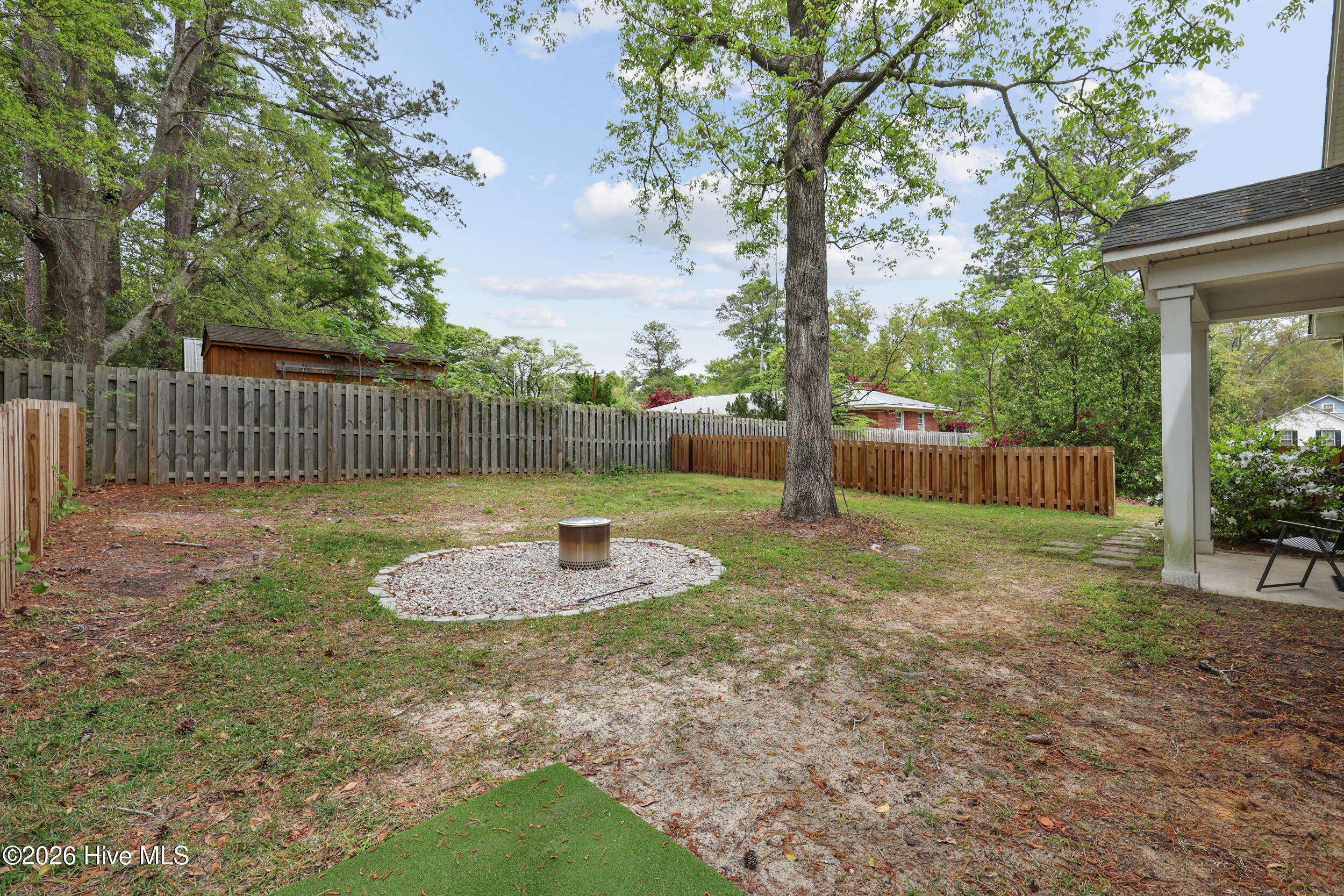 100566904 | Photo 32