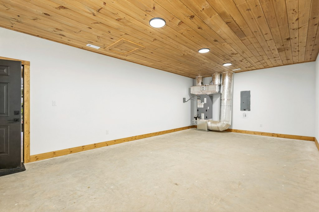 Finished mechanical room_II