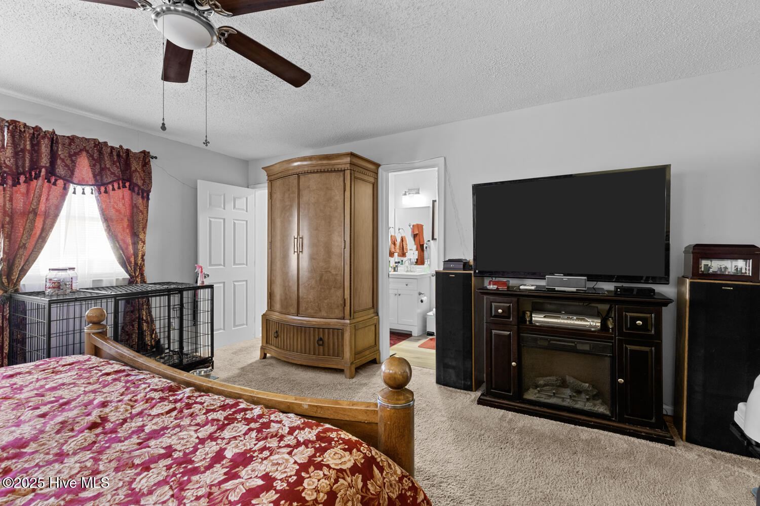 100545994 | Photo 18