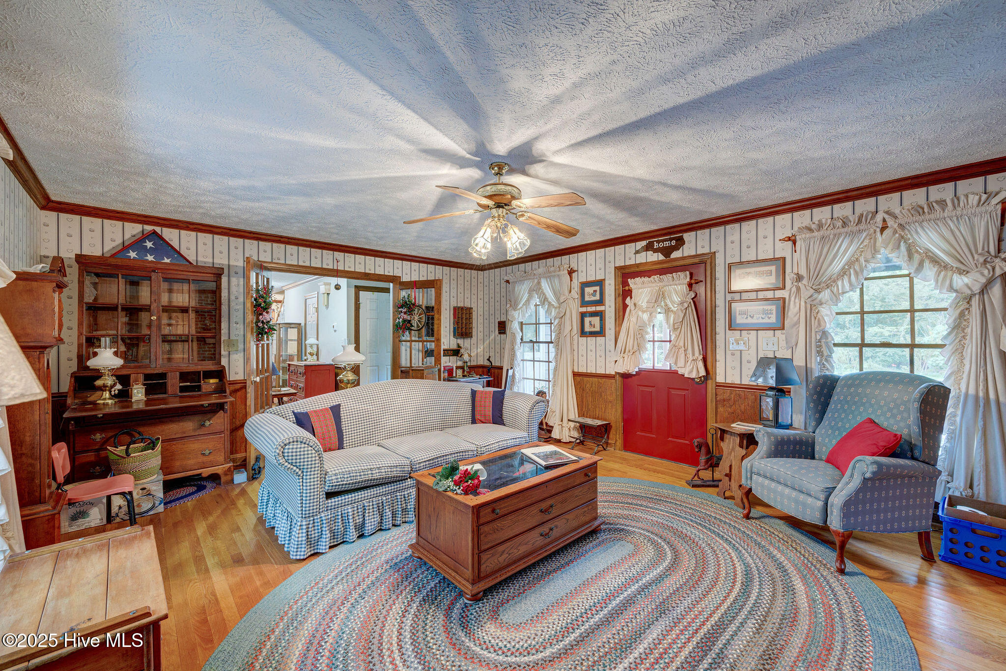 100553041 | Photo 19