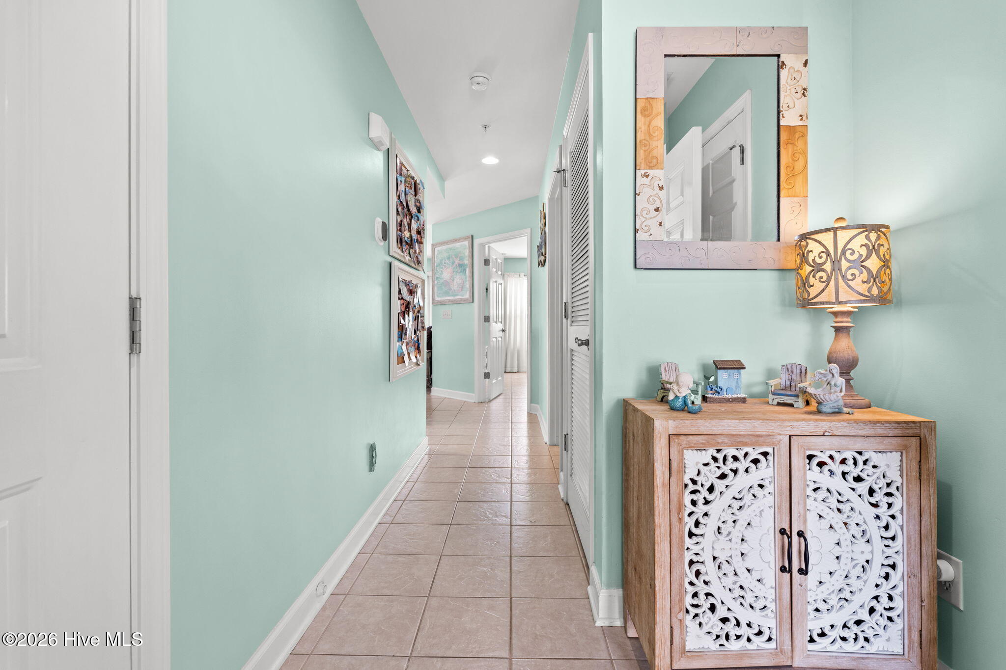 100567876 | Photo 22