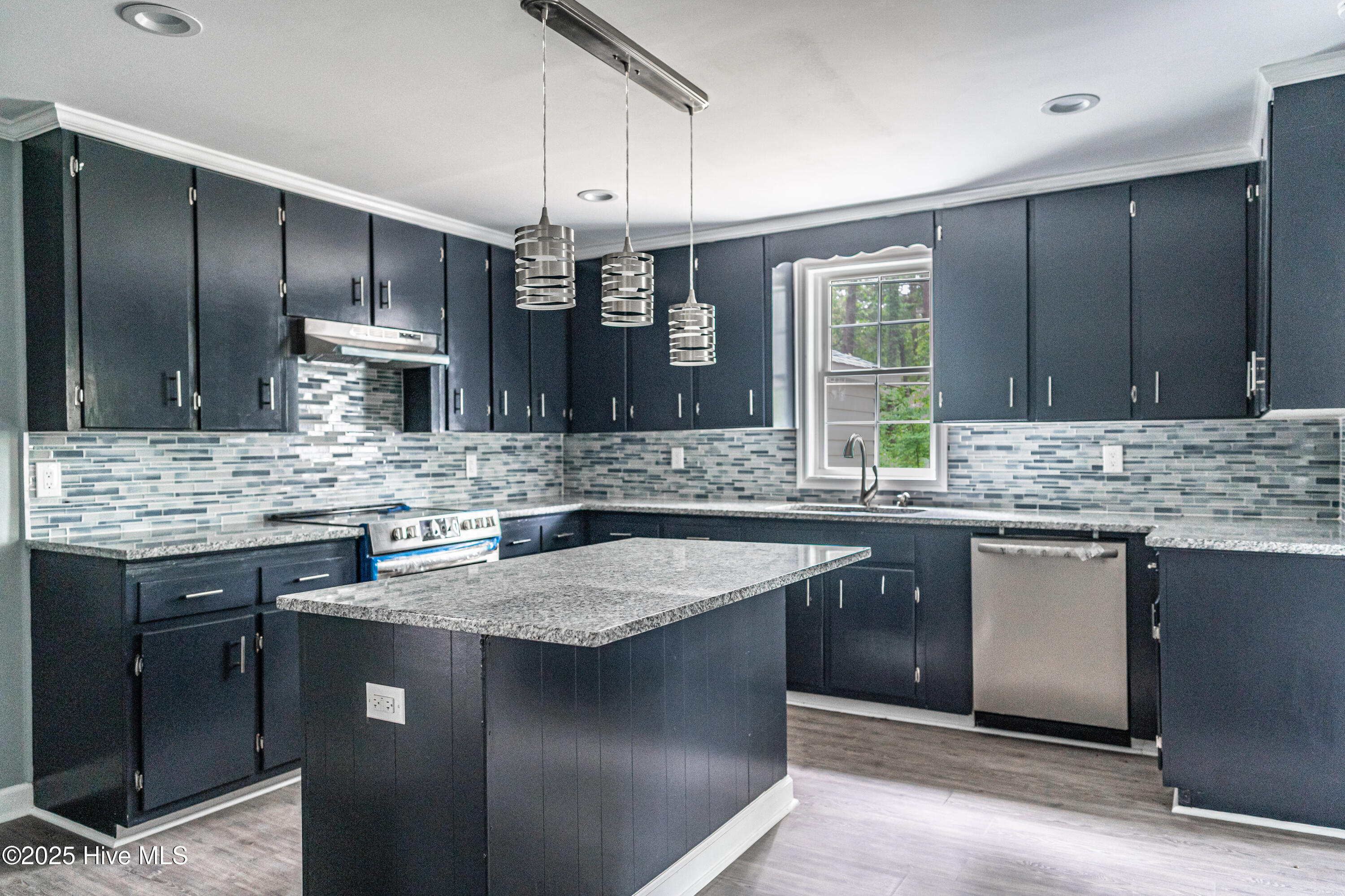 2396 Putnam Glendon Road