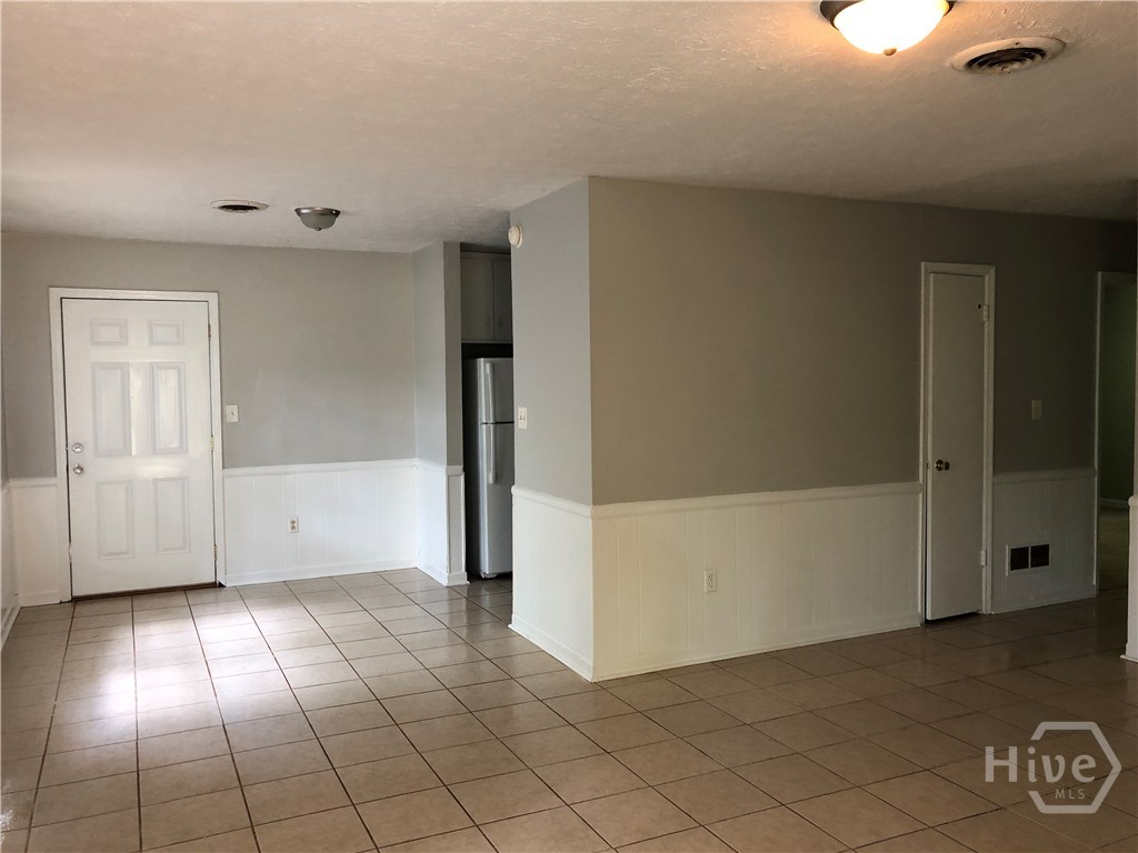 Photo 3 of Multi family home for sale at 122 Park Ridge Ct, Athens, GA 30605 | MLS# CL366156 | Listing updated on 2026-10-09