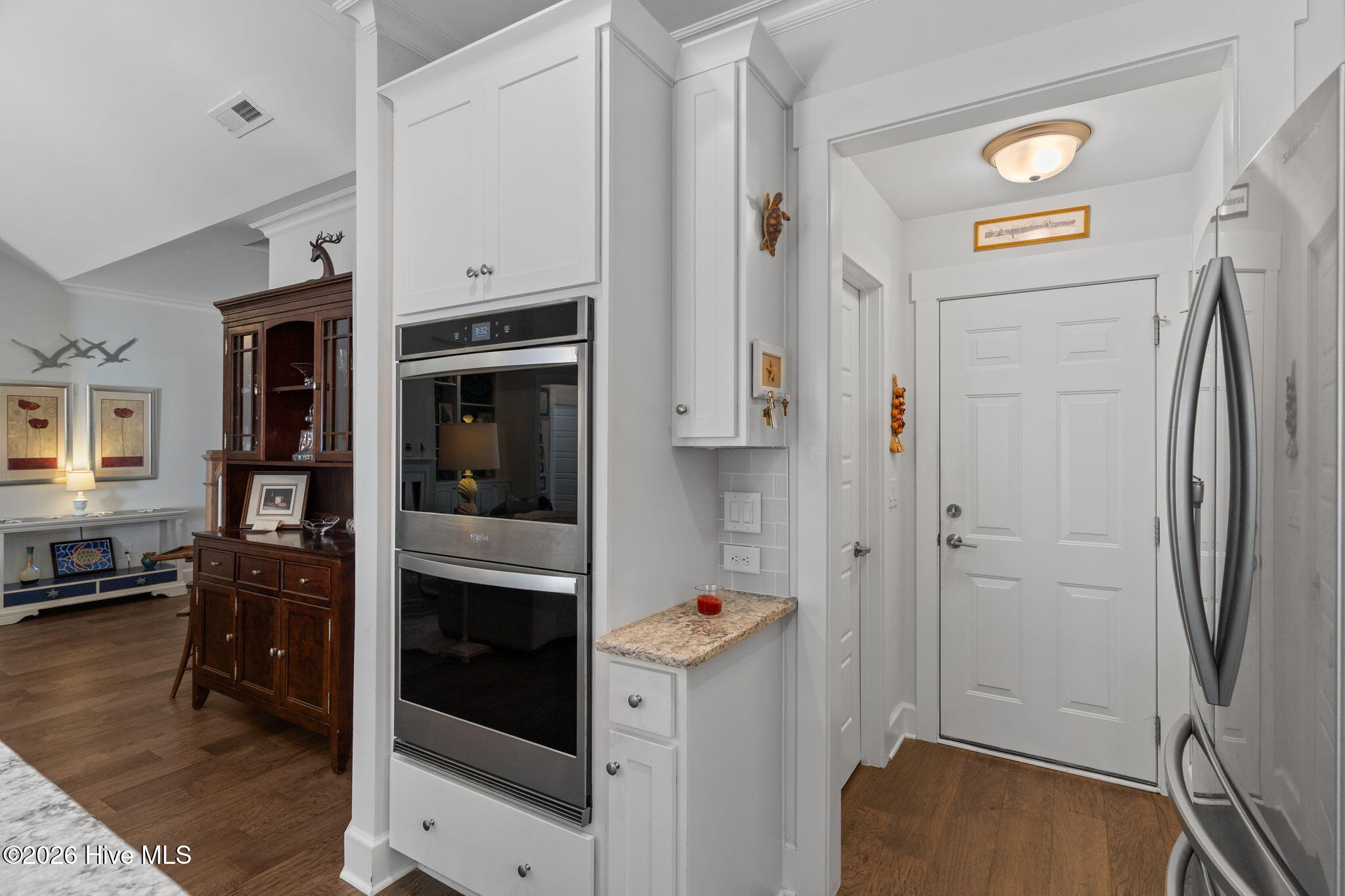 100552868 | Photo 42