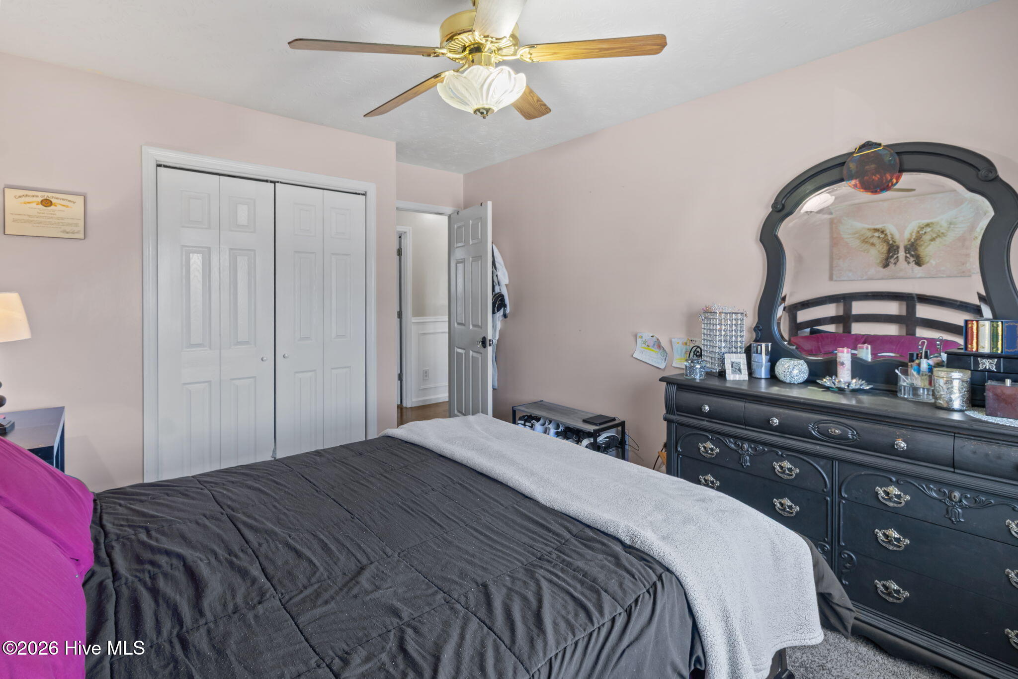 100561943 | Photo 29