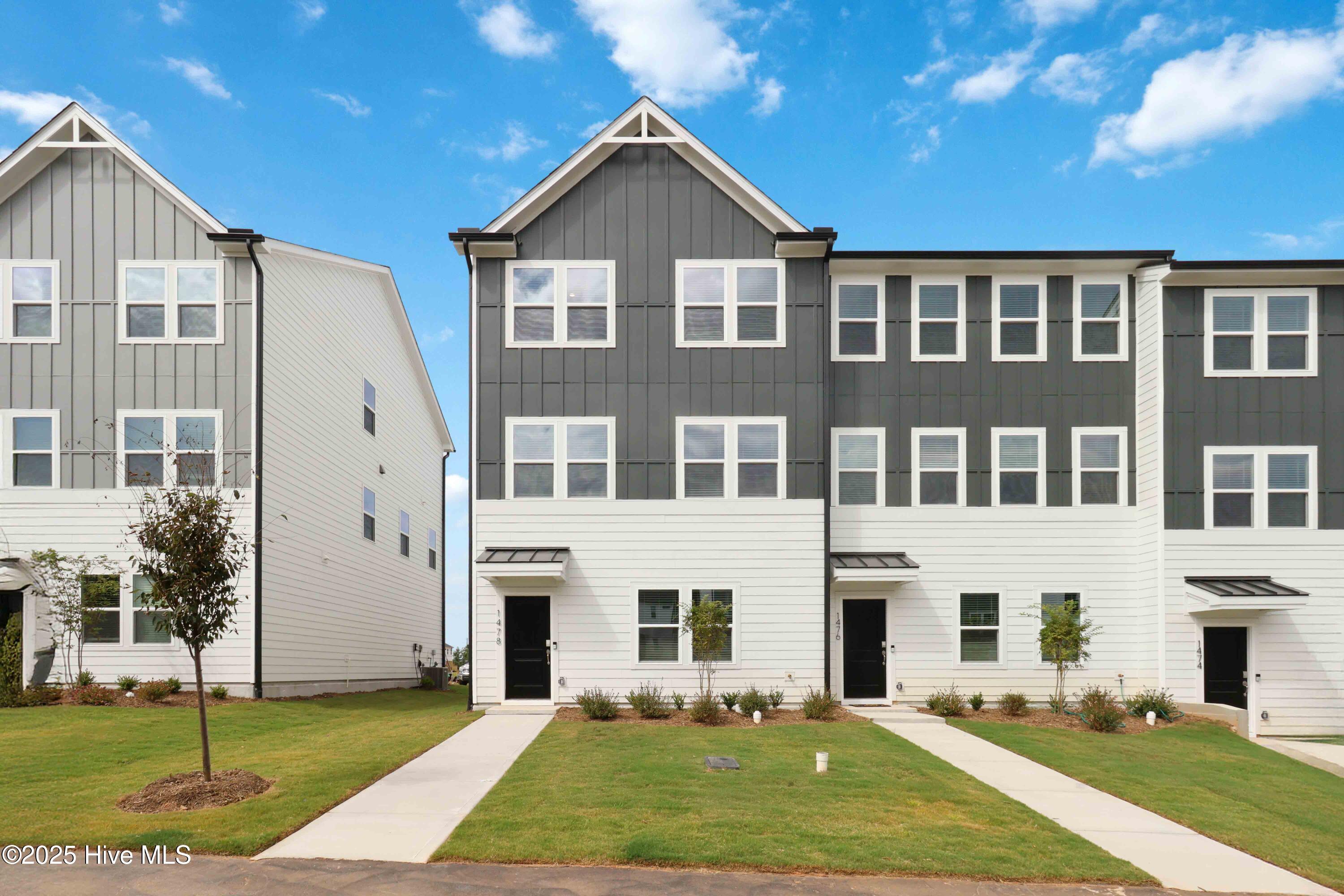 Property at 1478 Hasse Avenue