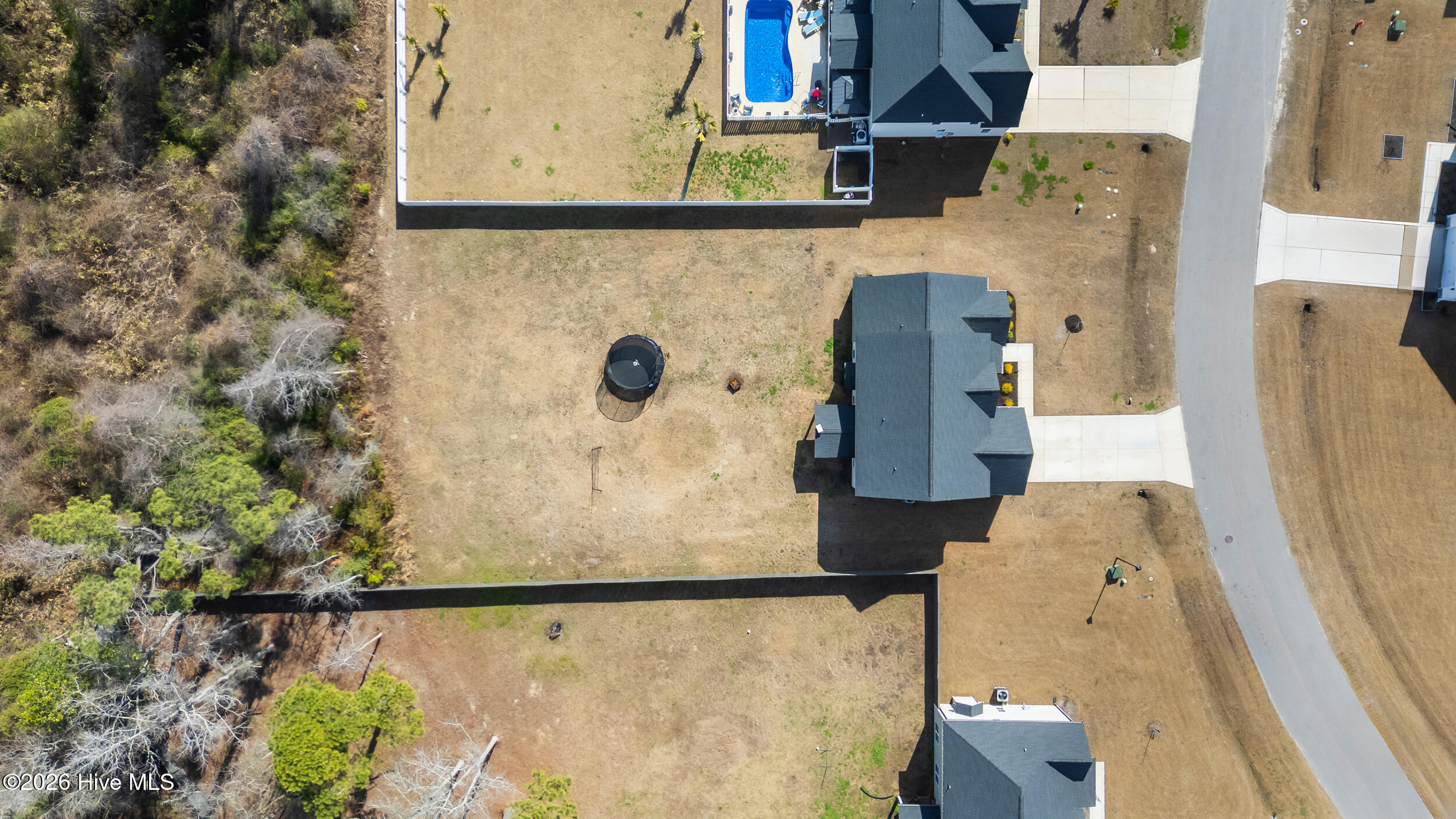 100559002 | Photo 44