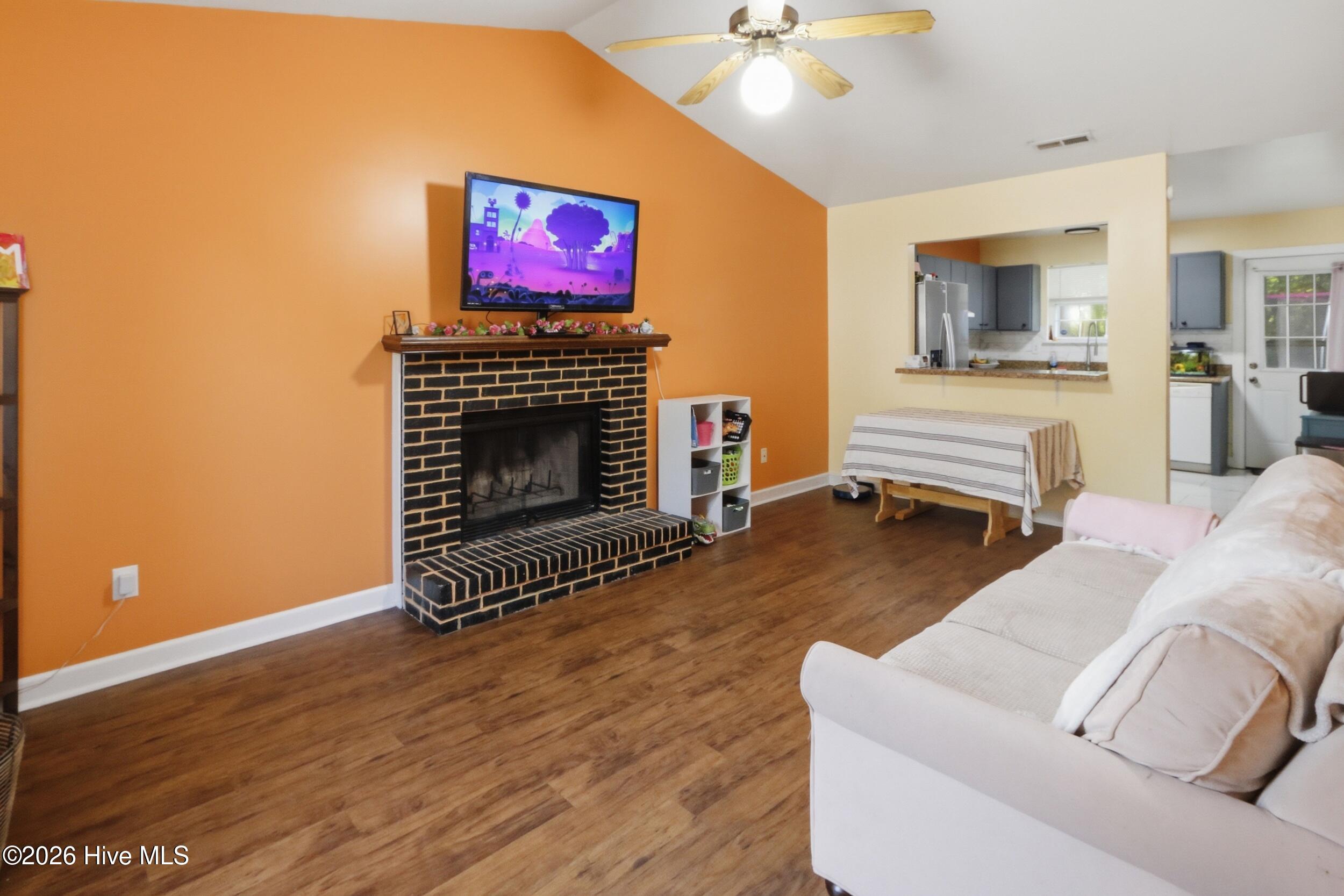 103 Glenside Court,Midway Park