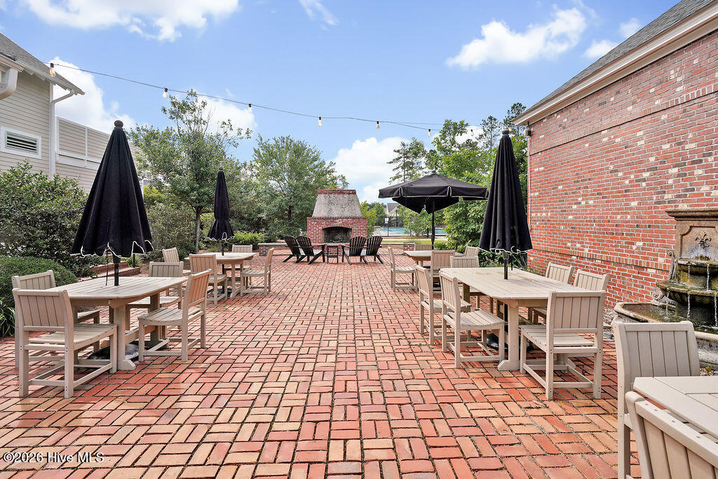 100549849 | Photo 54